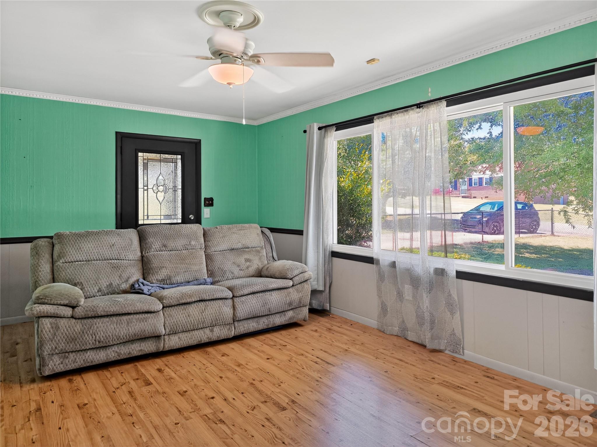 135 Hazelwood Drive Property Photo 4