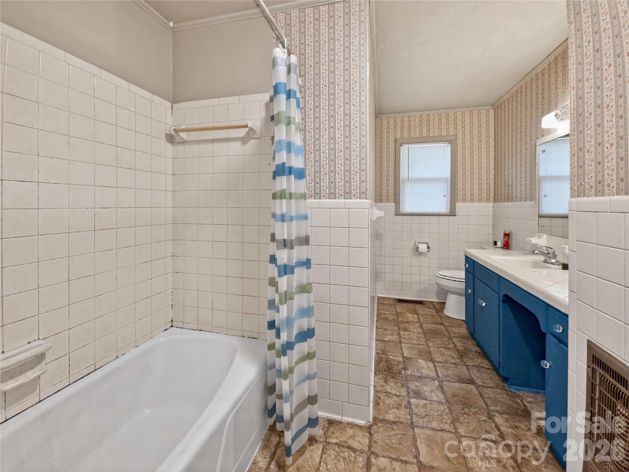 135 Hazelwood Drive Property Photo 14