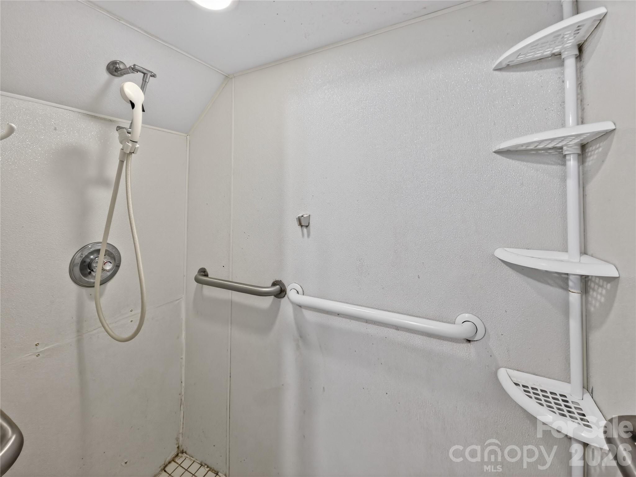 135 Hazelwood Drive Property Photo 27