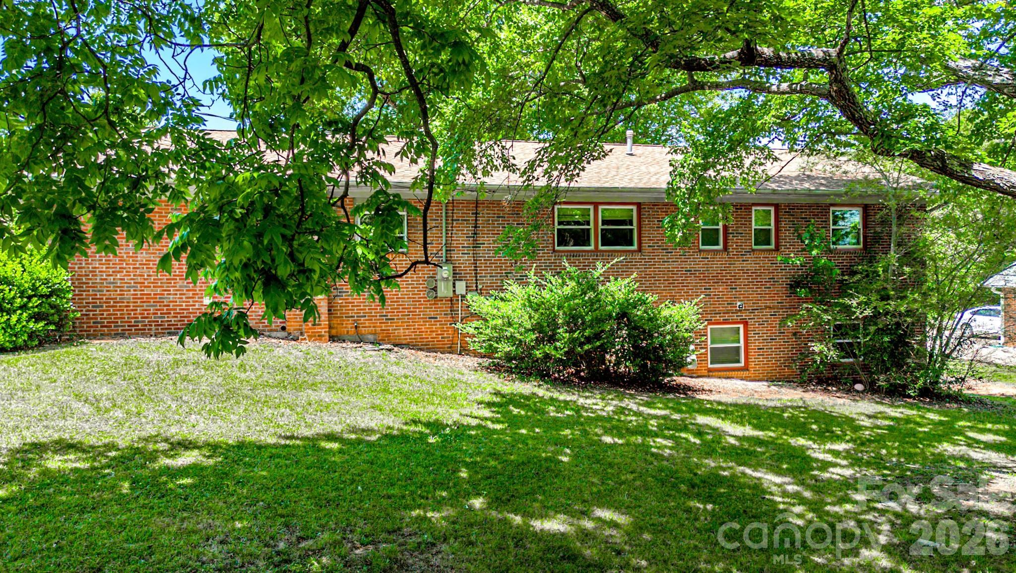 135 Hazelwood Drive Property Photo 40