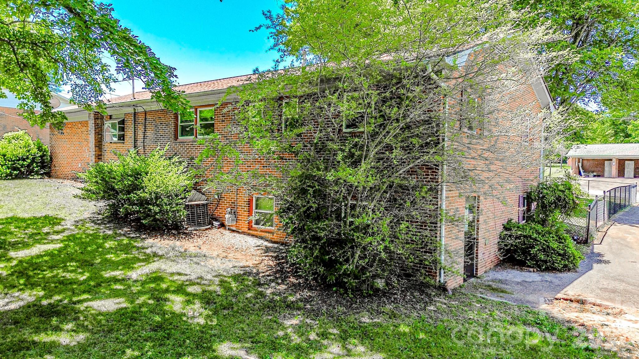 135 Hazelwood Drive Property Photo 41