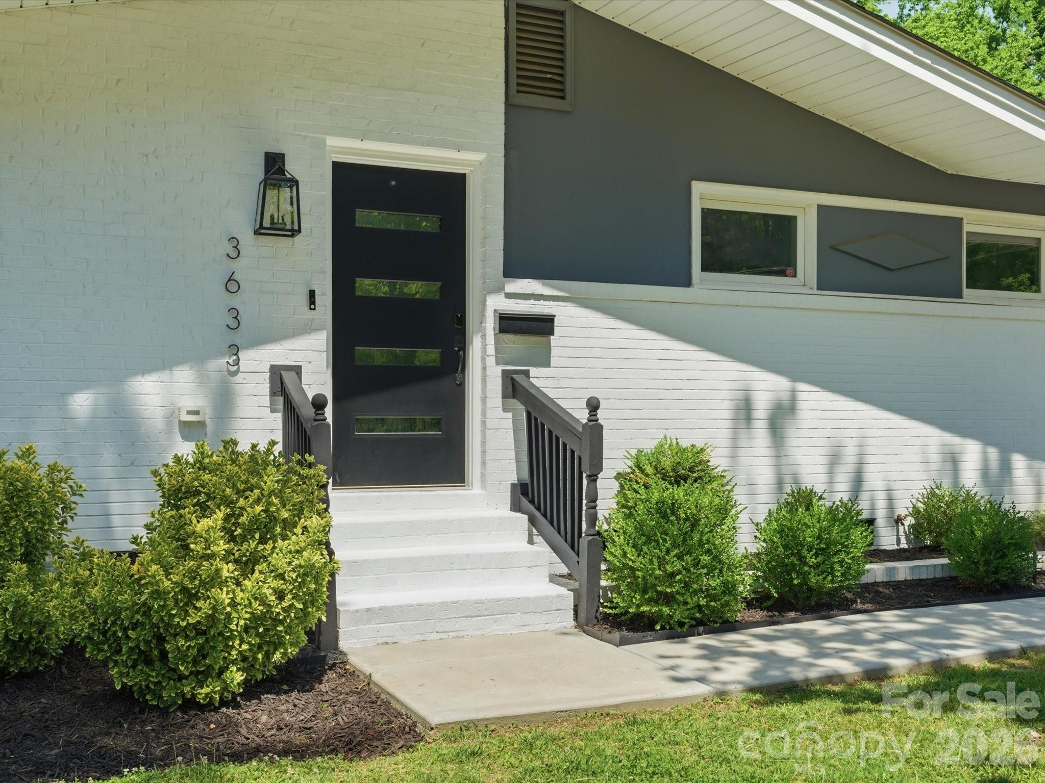 3633 Rosehaven Drive Property Photo 2