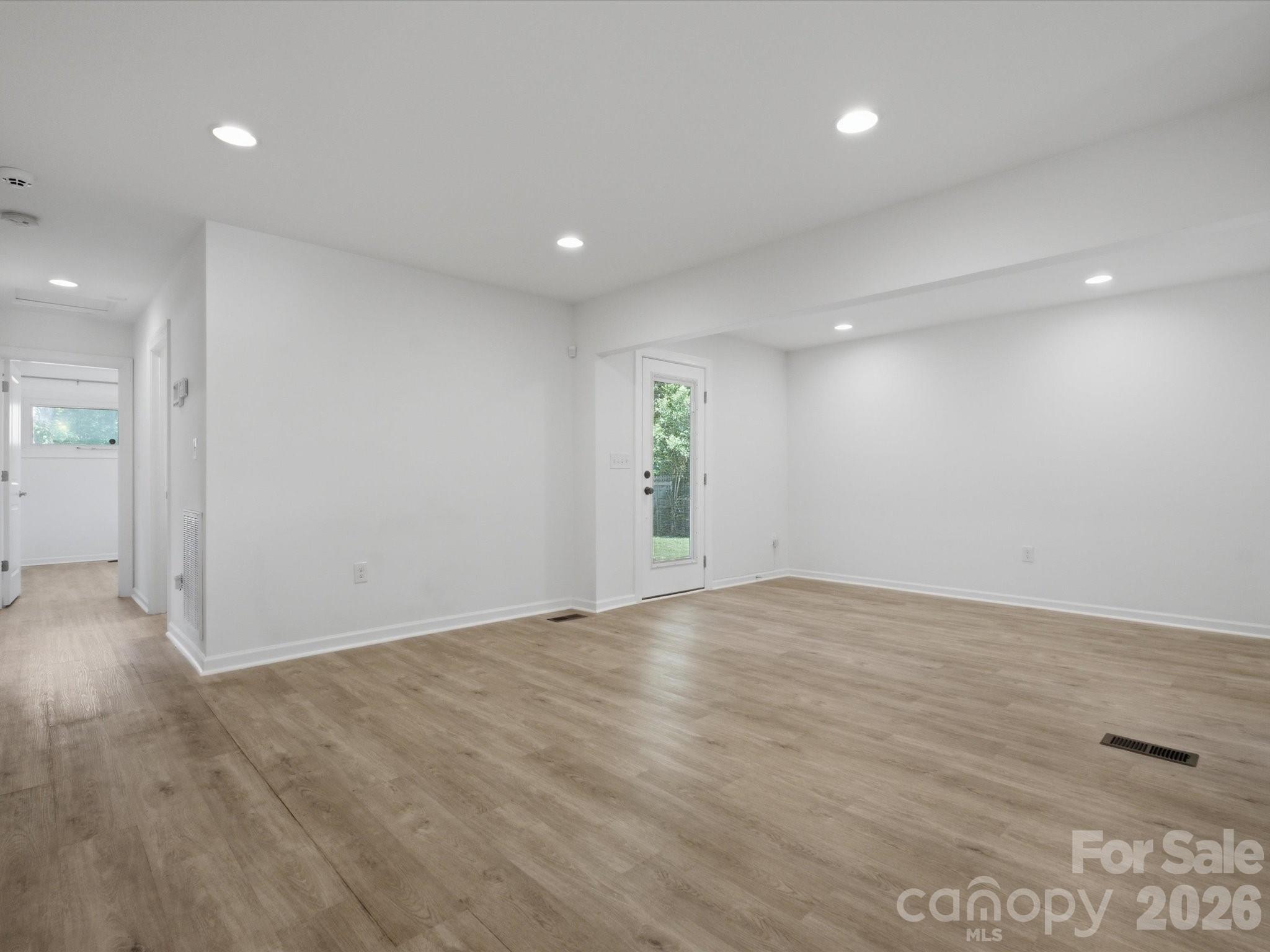 3633 Rosehaven Drive Property Photo 16