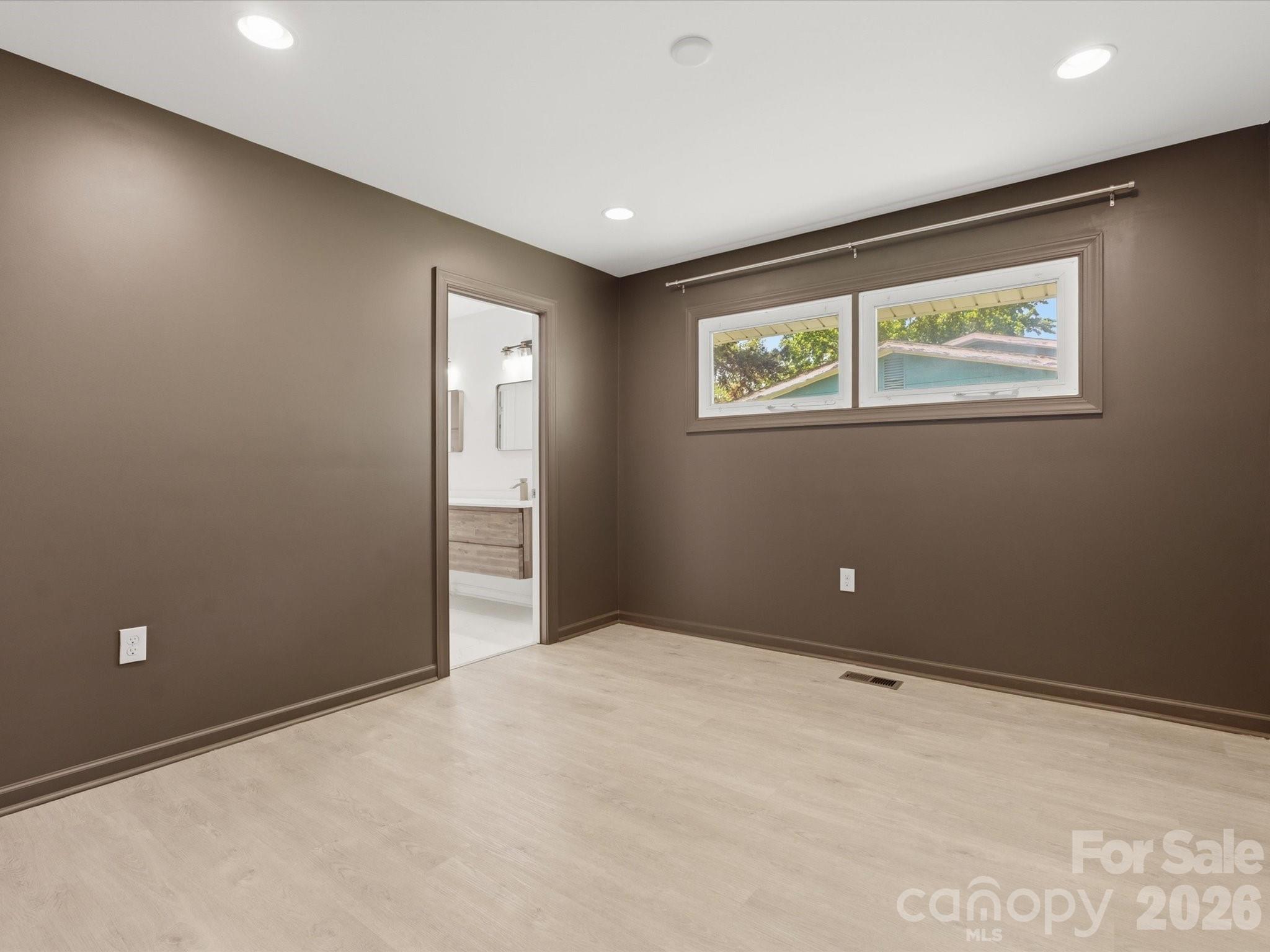 3633 Rosehaven Drive Property Photo 19