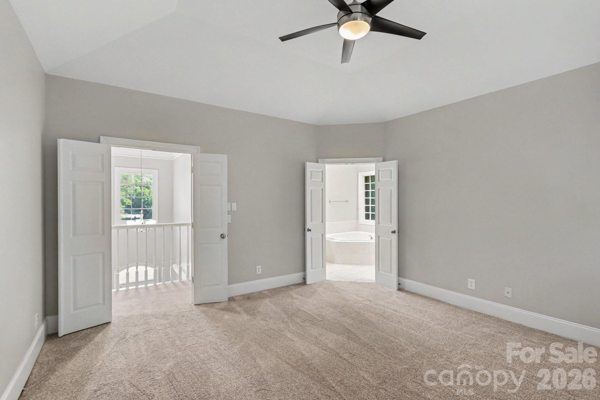 18611 Reflection Rock Court Property Photo 15