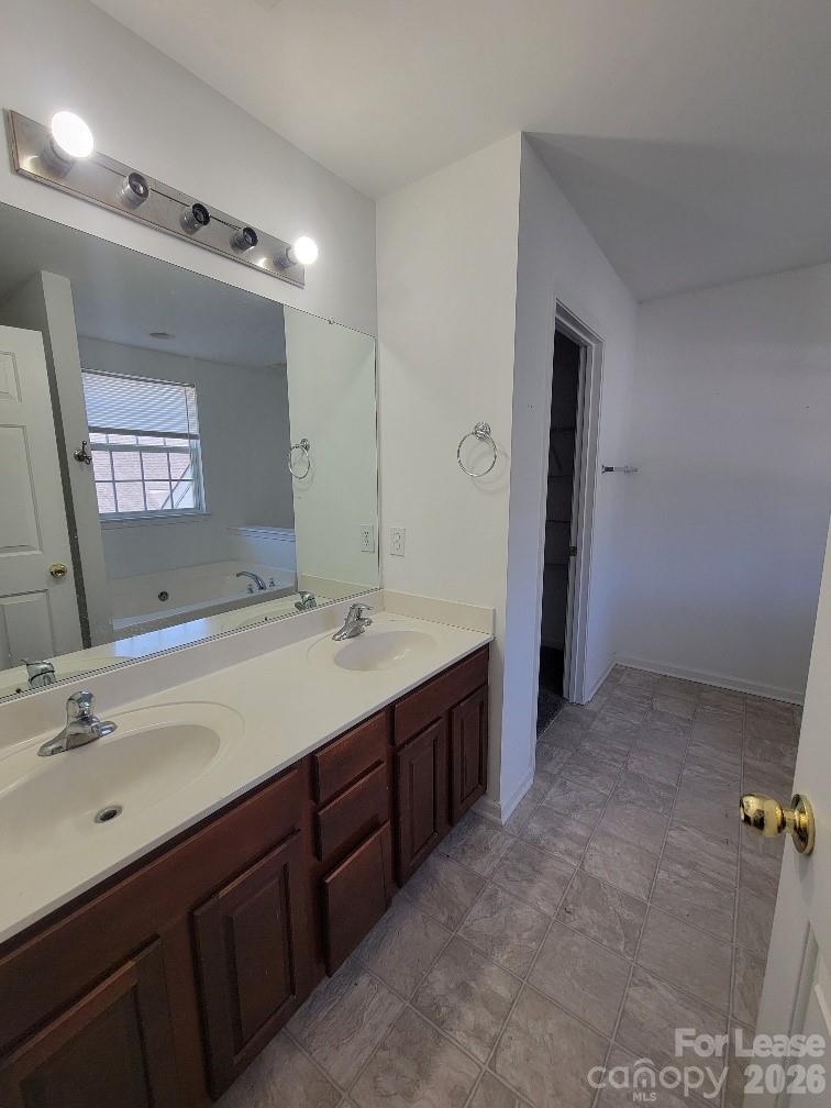 177 Autumn Falls Drive Property Photo 9