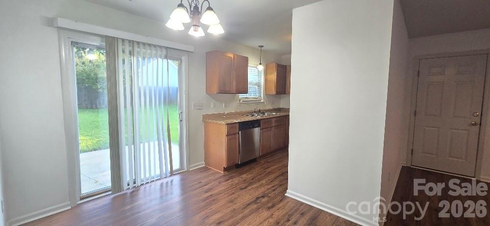 5751 Justins Forest Drive Property Photo 6