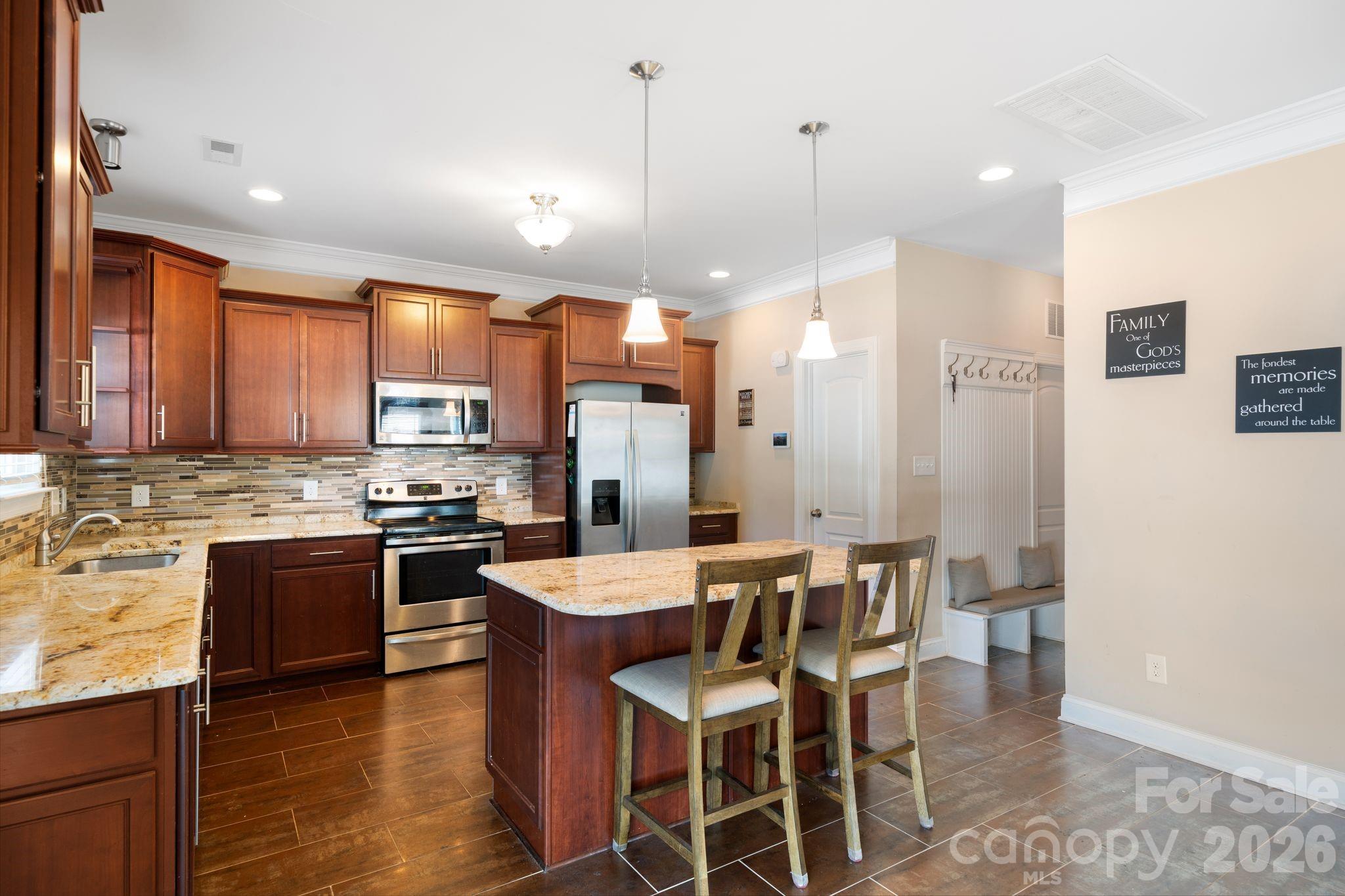 2506 Copperleaf Court Property Photo 8