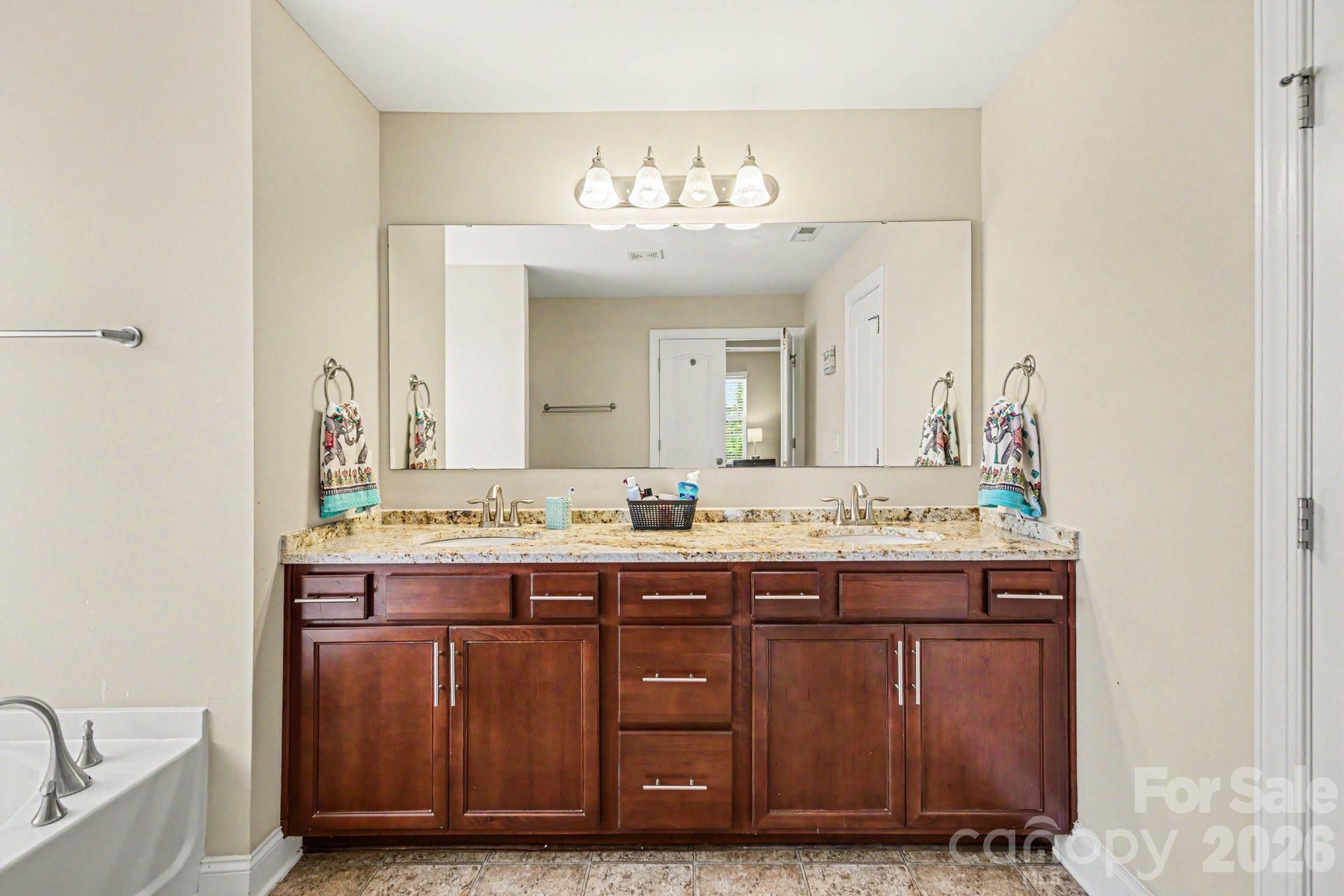 2506 Copperleaf Court Property Photo 20