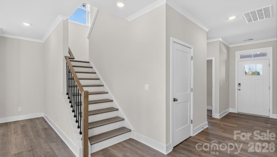 4175 Round Table Drive Property Photo 3