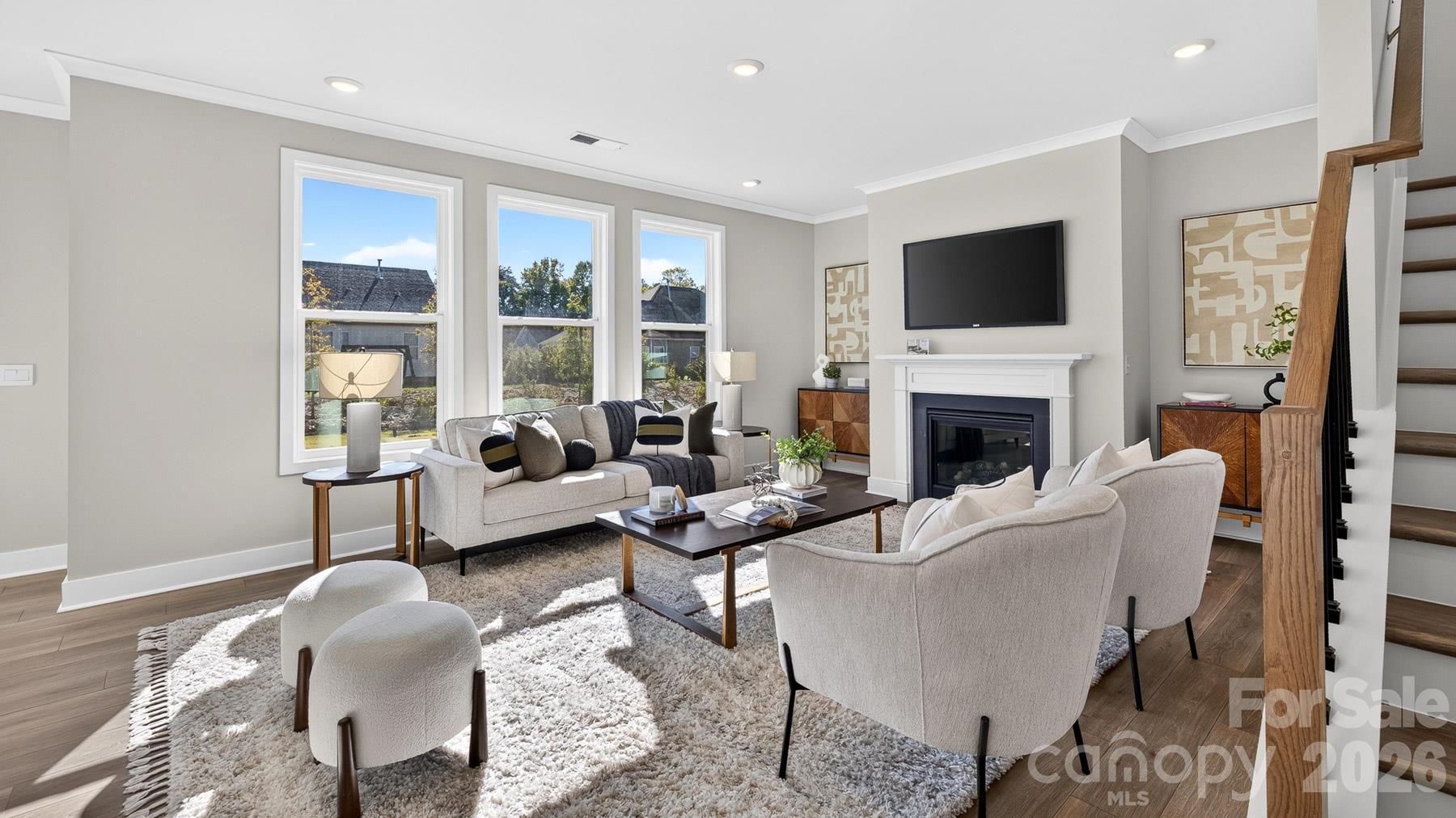 4175 Round Table Drive Property Photo 4