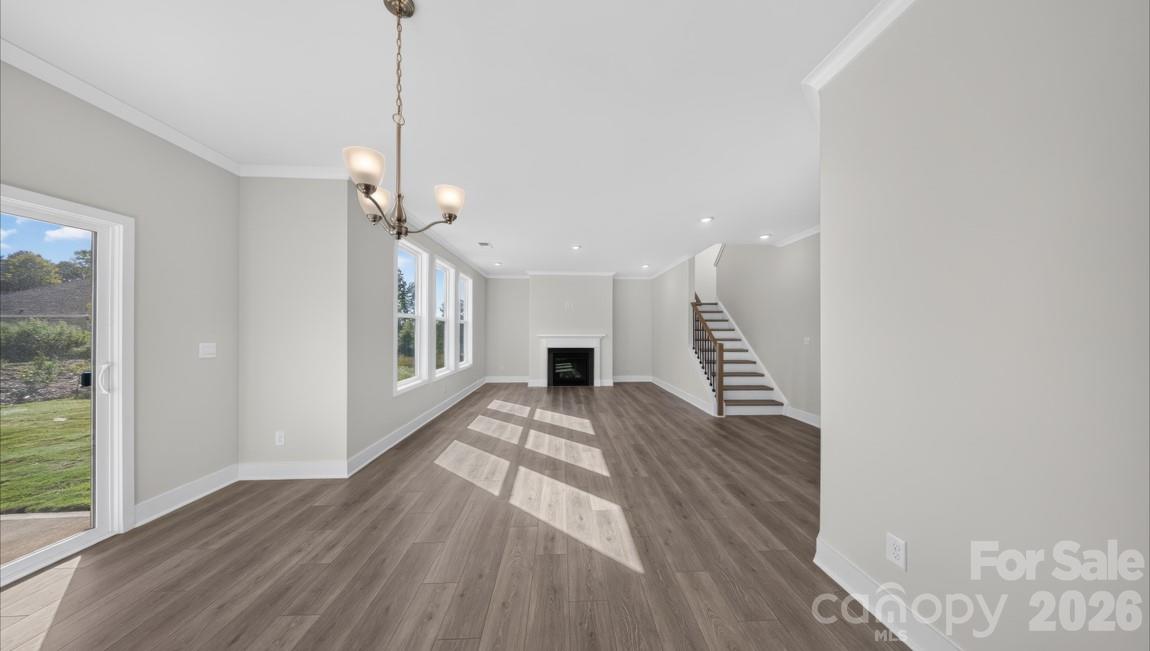 4175 Round Table Drive Property Photo 7