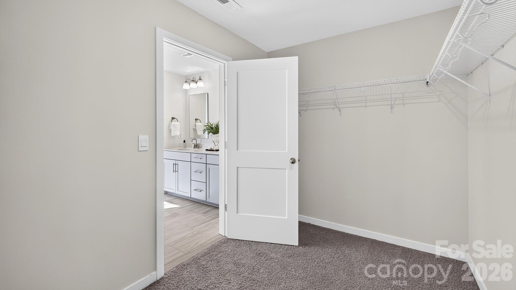 4175 Round Table Drive Property Photo 21