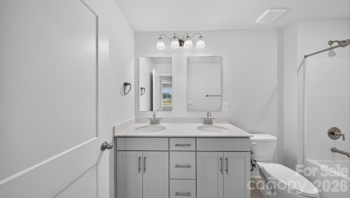 4175 Round Table Drive Property Photo 34