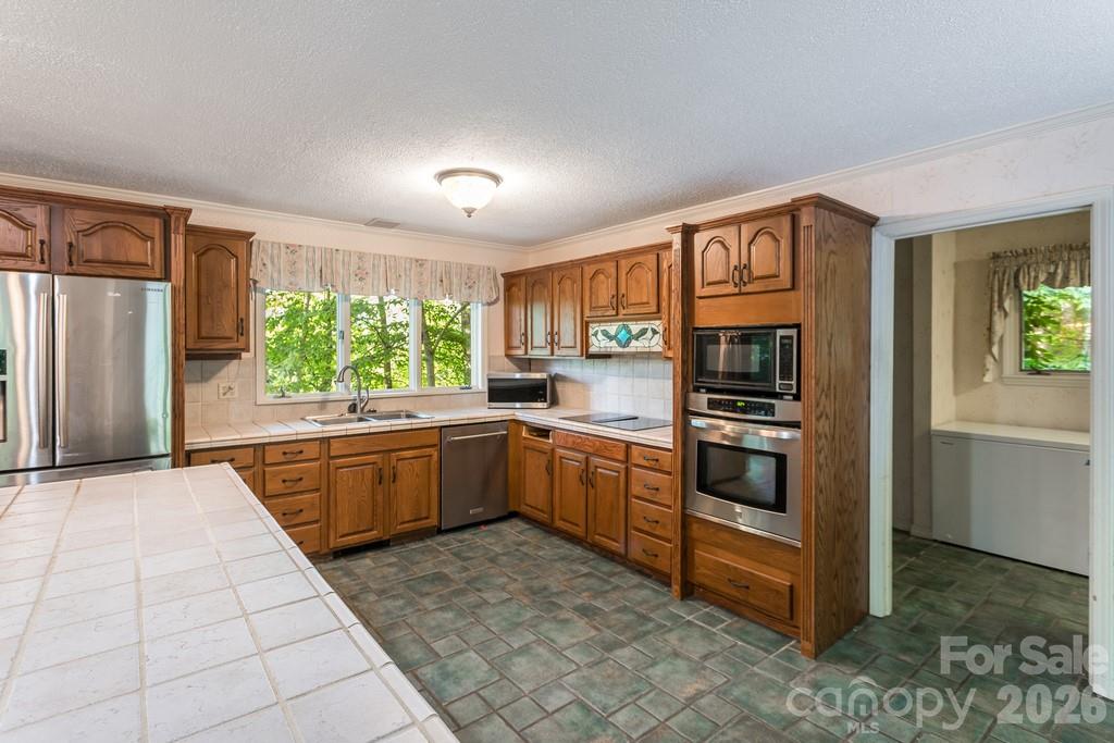 1126 Scenic Circle Property Photo 10