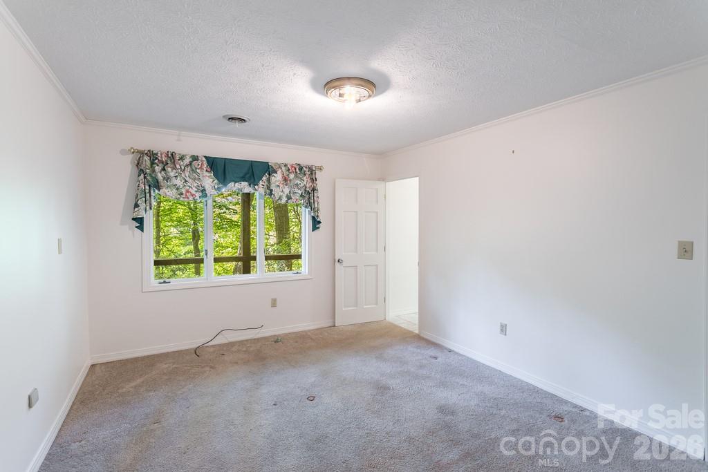 1126 Scenic Circle Property Photo 20