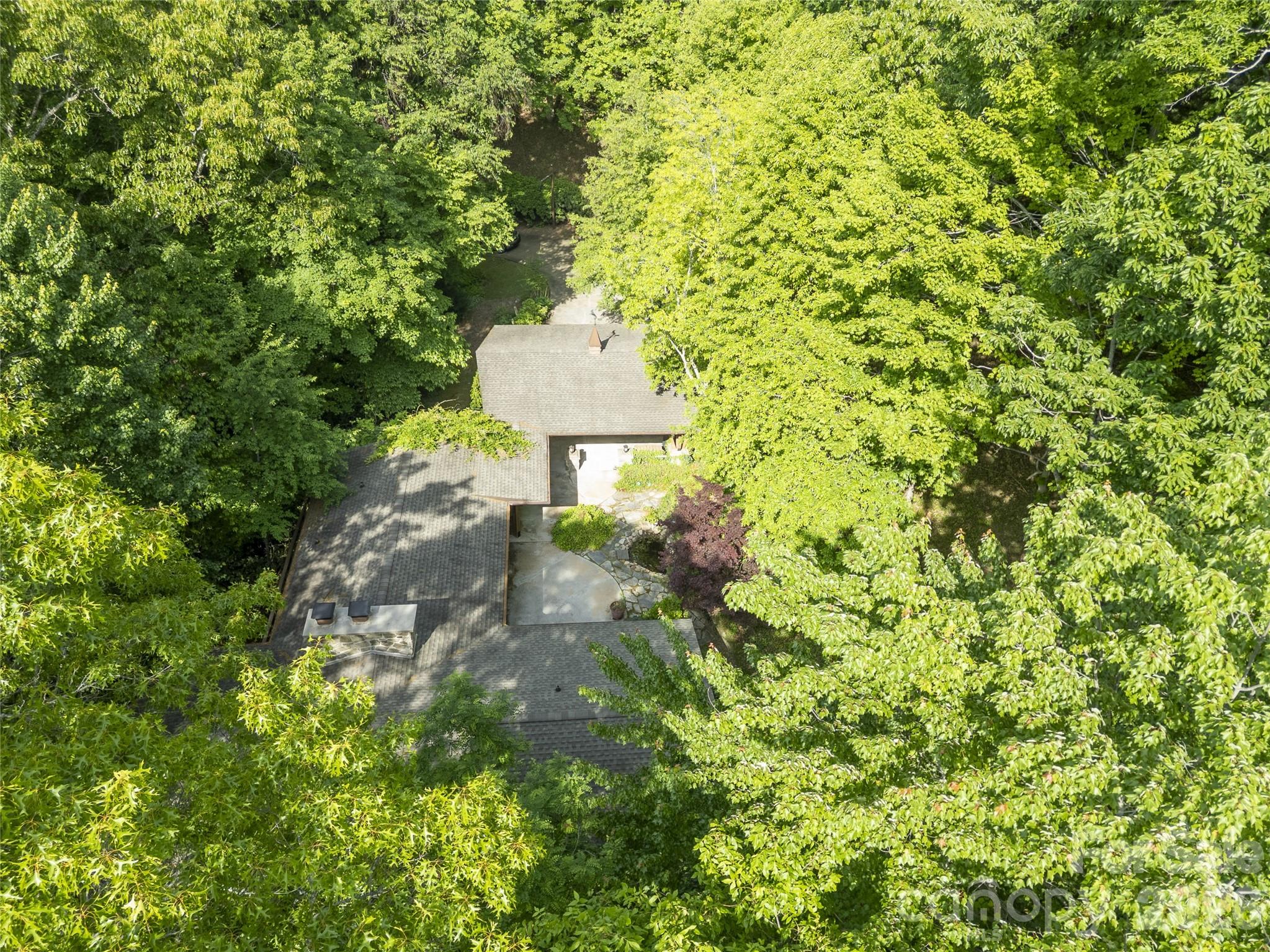1126 Scenic Circle Property Photo 39