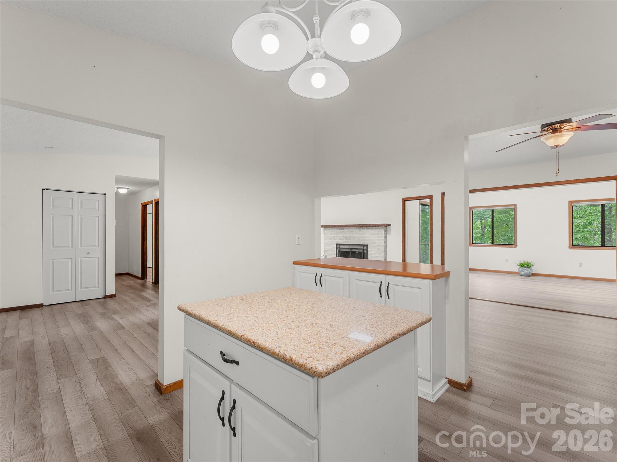 32 Honeysuckle Ridge Road Property Photo 8