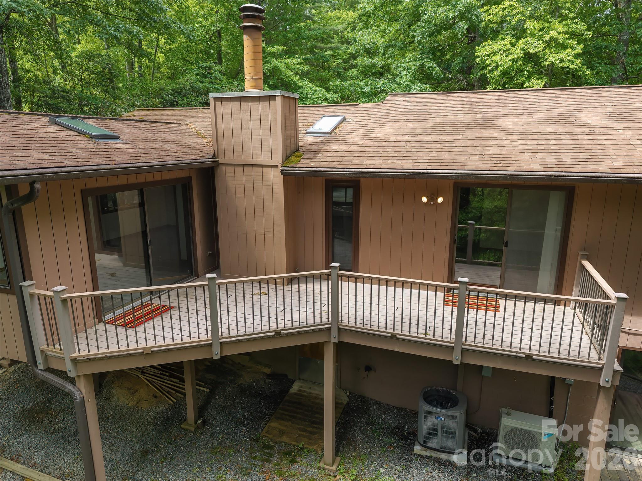32 Honeysuckle Ridge Road Property Photo 12