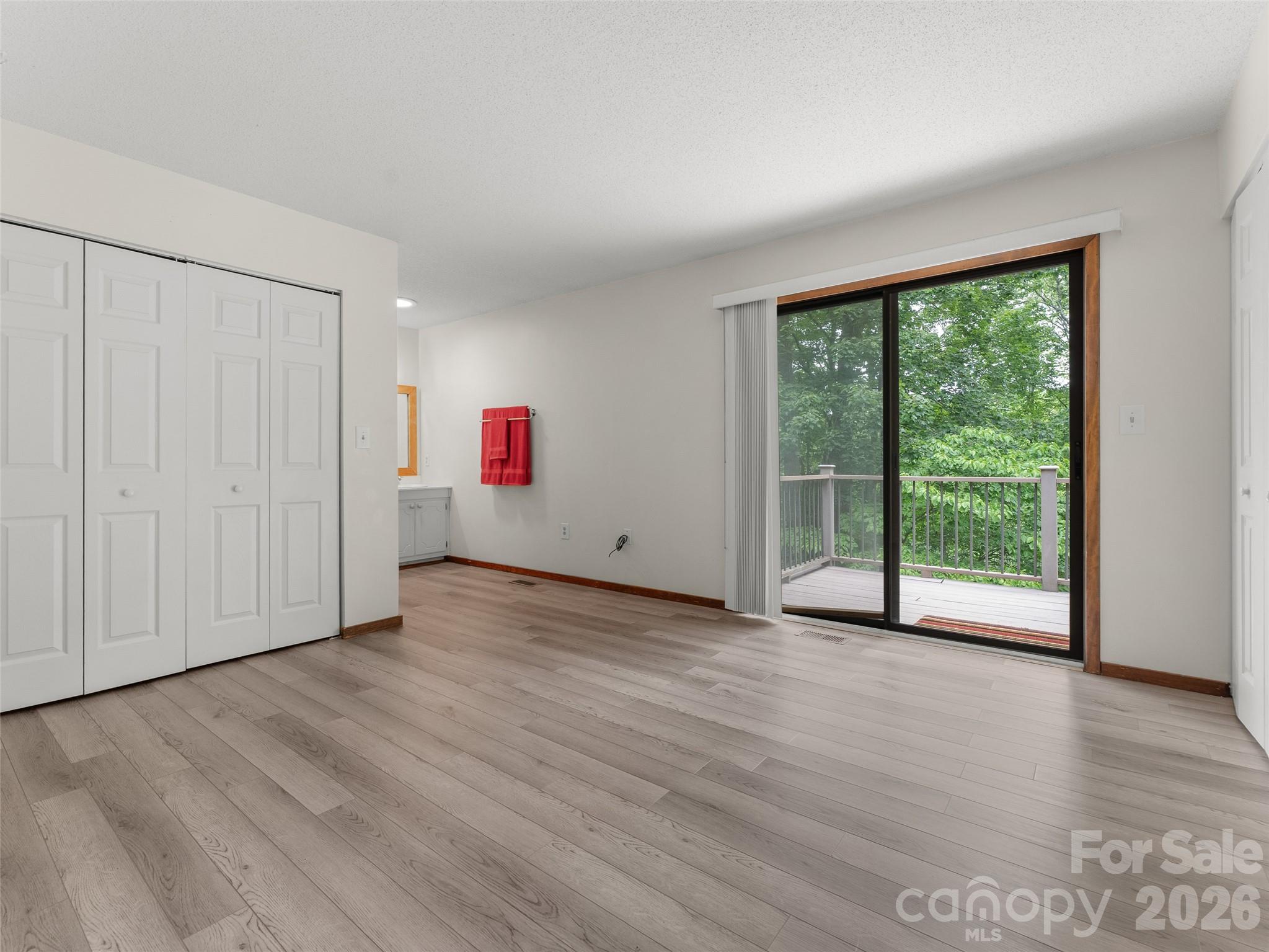32 Honeysuckle Ridge Road Property Photo 18