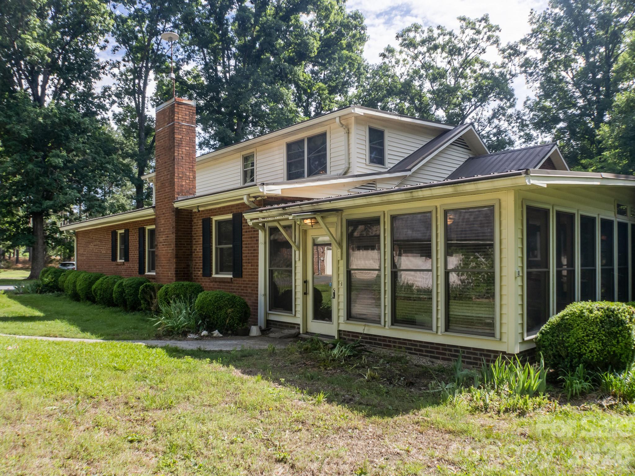 3250 Mount Pleasant Road Property Photo 5