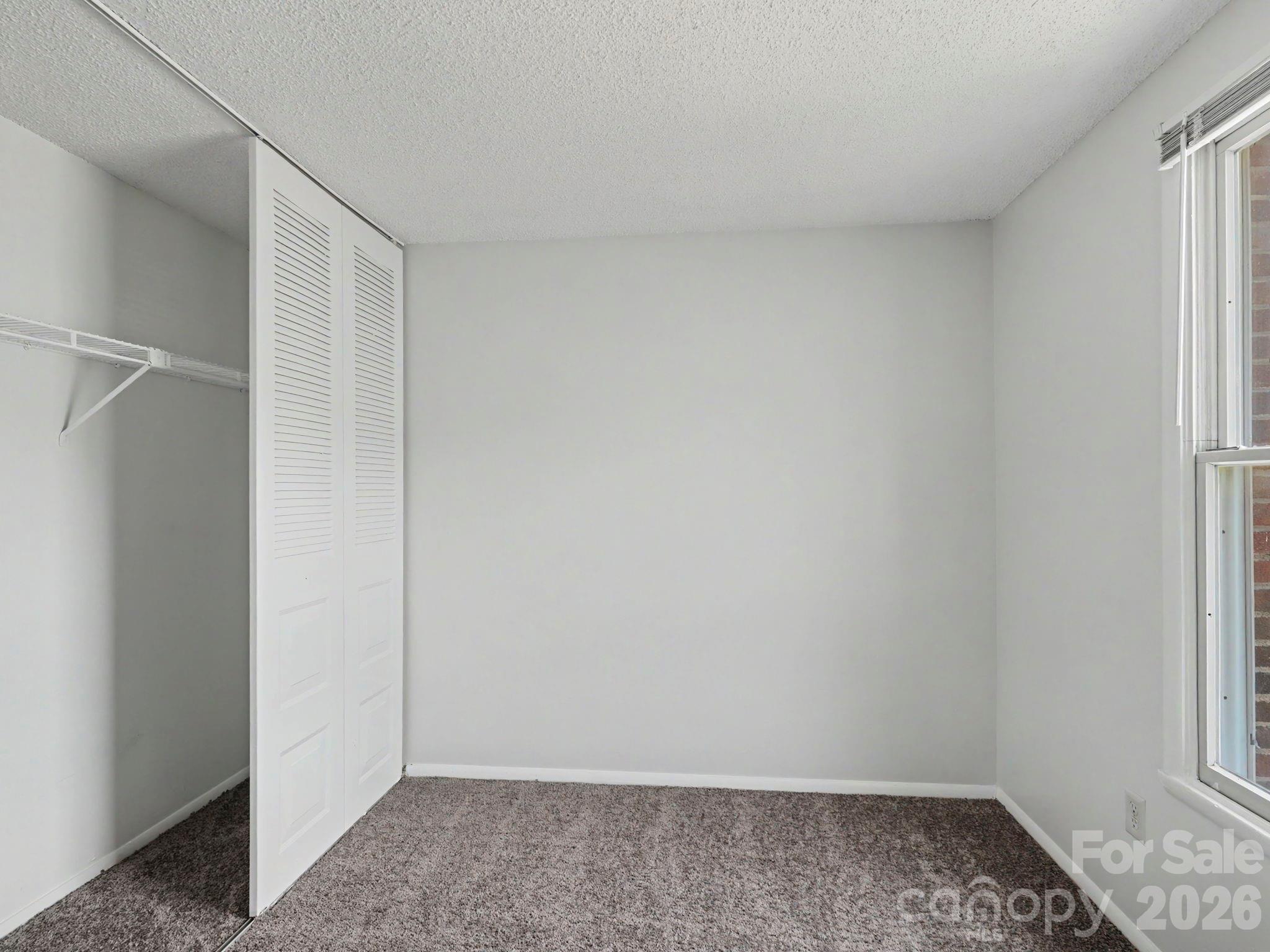 9416 Lexington Circle Property Photo 13