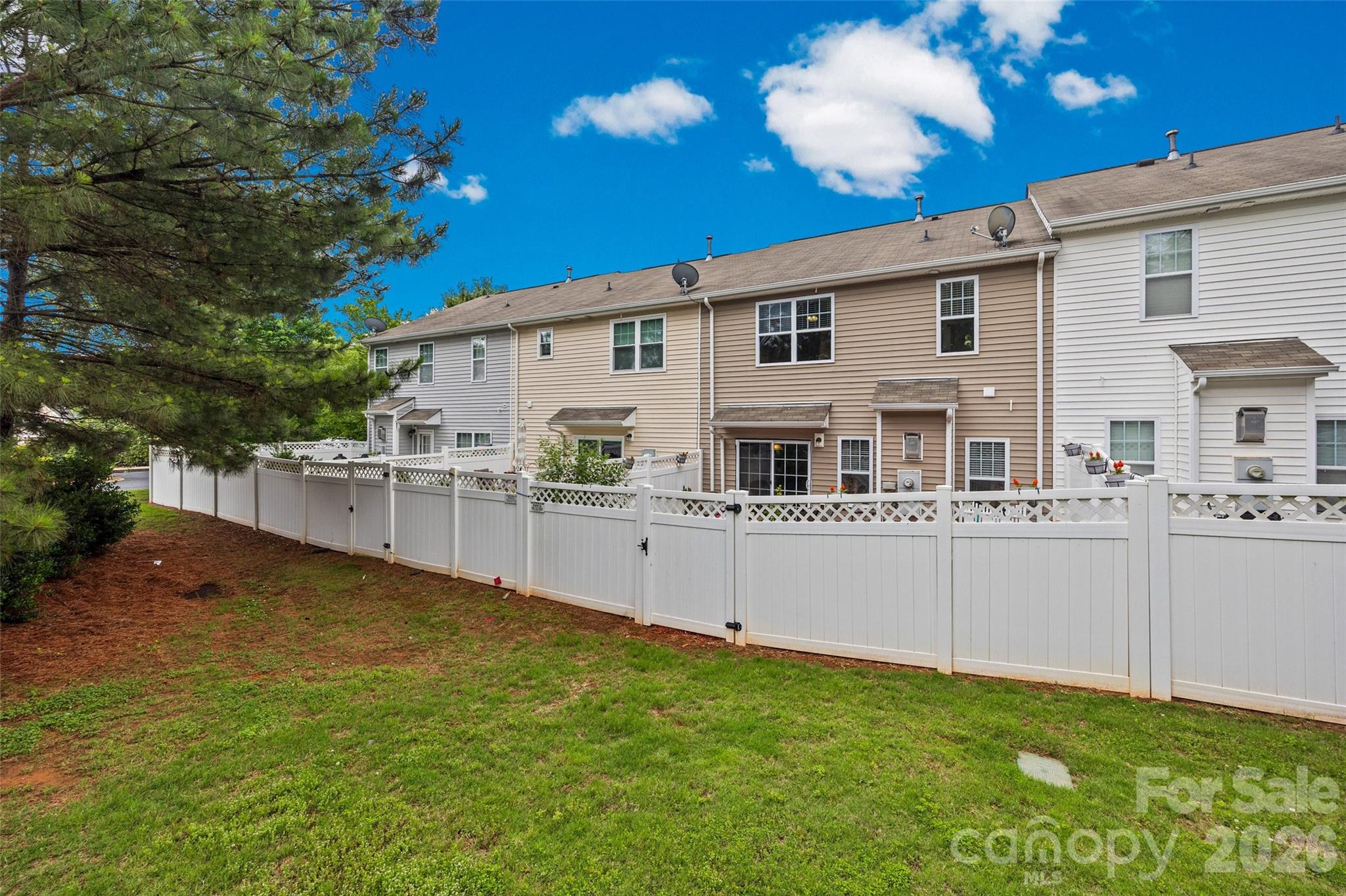 1435 Harpers Inlet Drive Property Photo 29