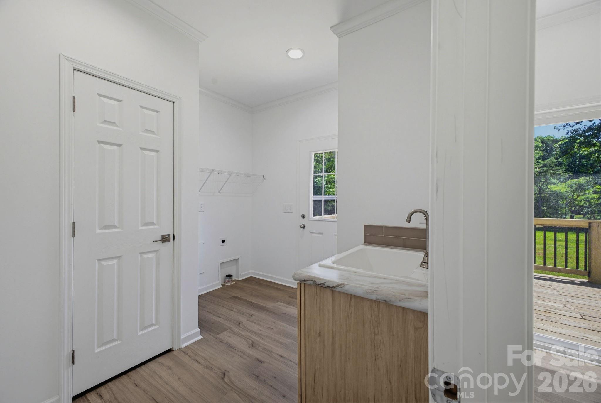 111 Sarah Avenue Property Photo 37