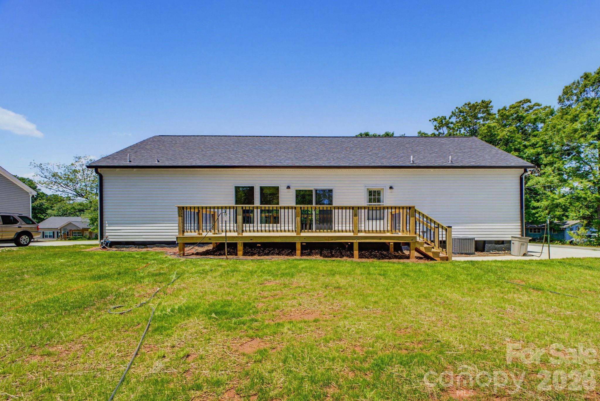 111 Sarah Avenue Property Photo 39