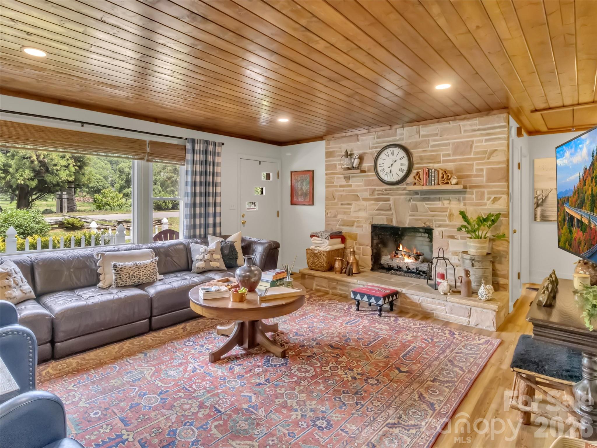 221 Moody Farm Road Property Photo 7