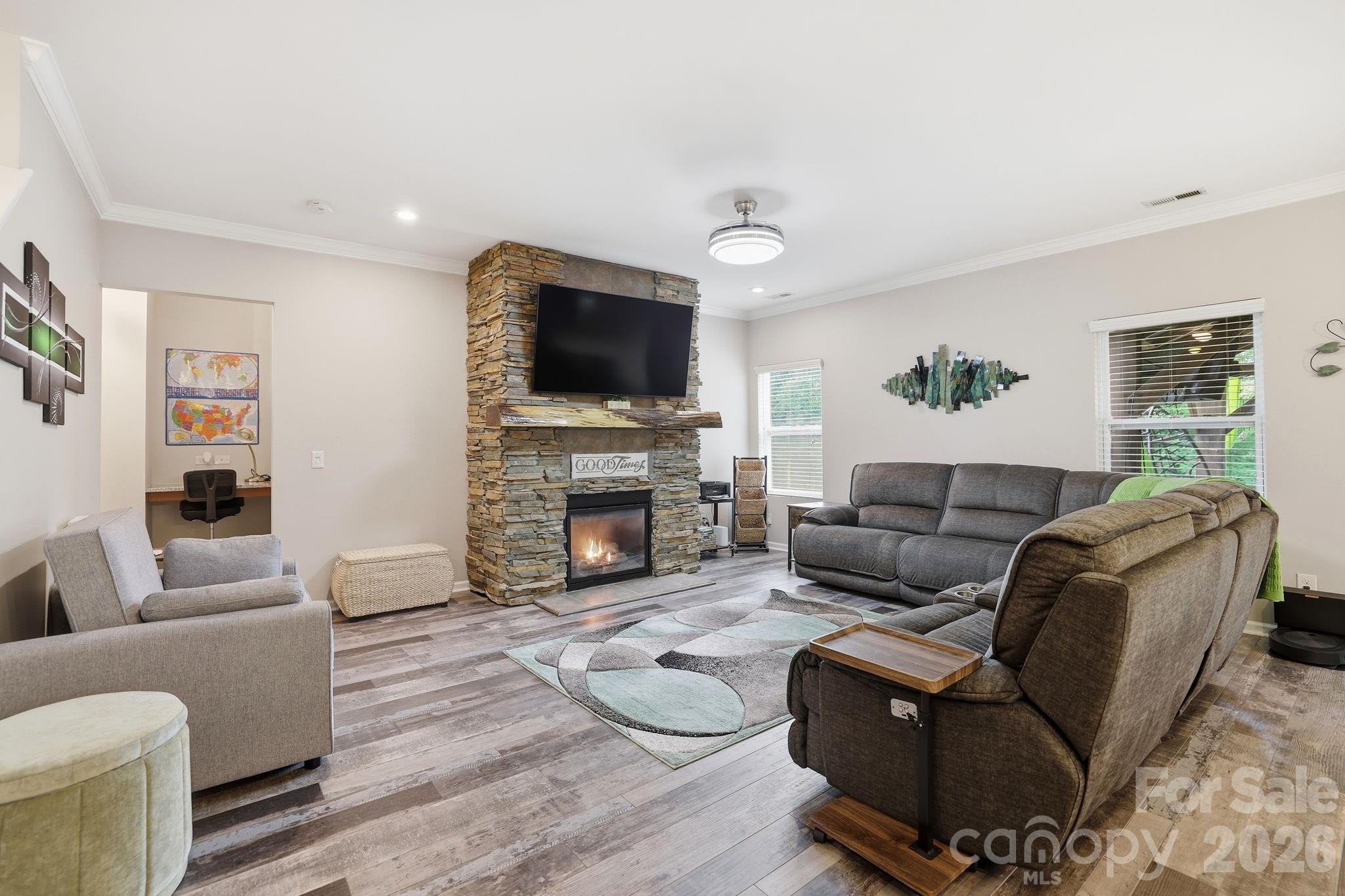 14525 Glenduff Place Property Photo 9