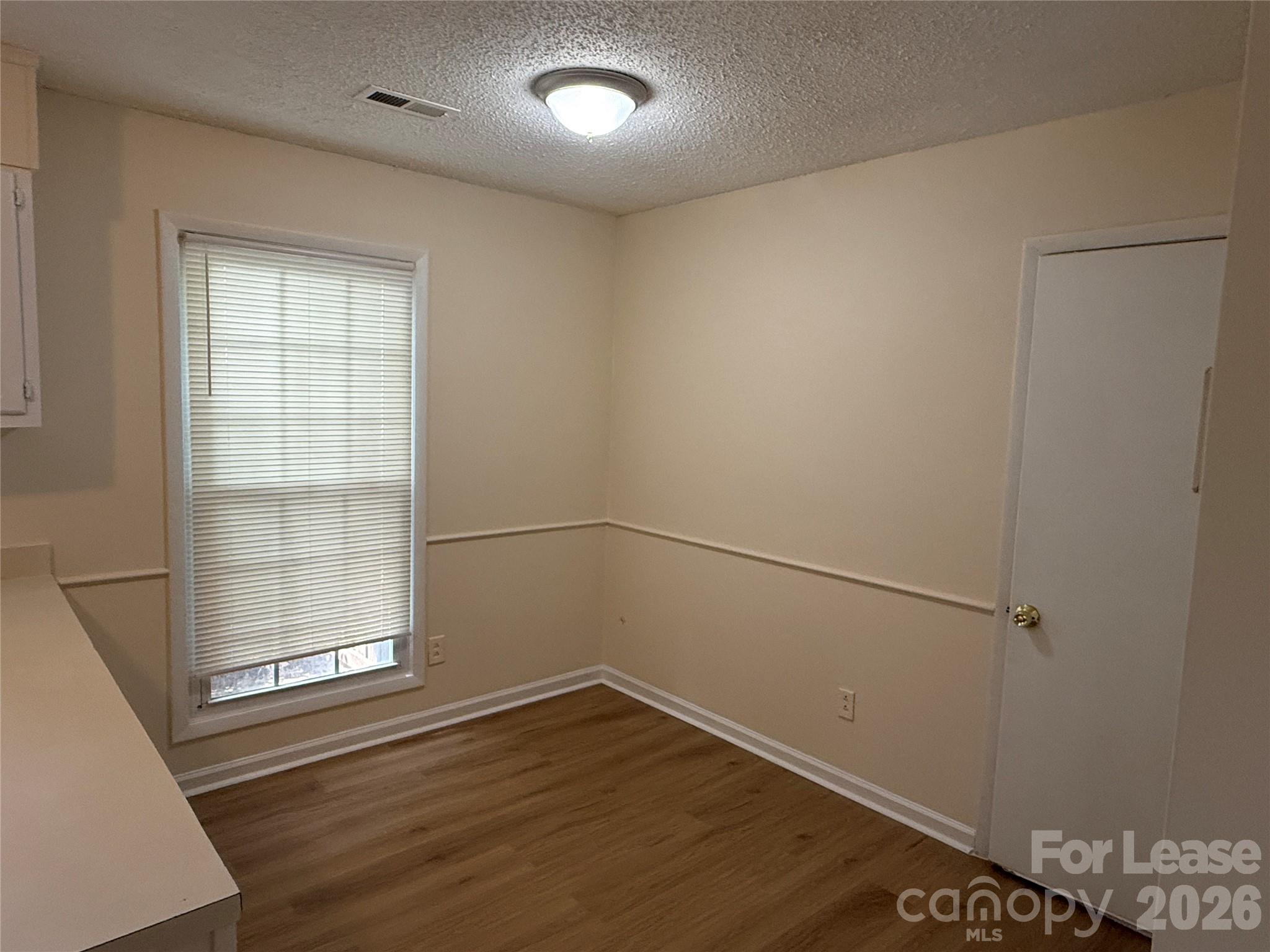 6341 Round Hill Road Property Photo 5