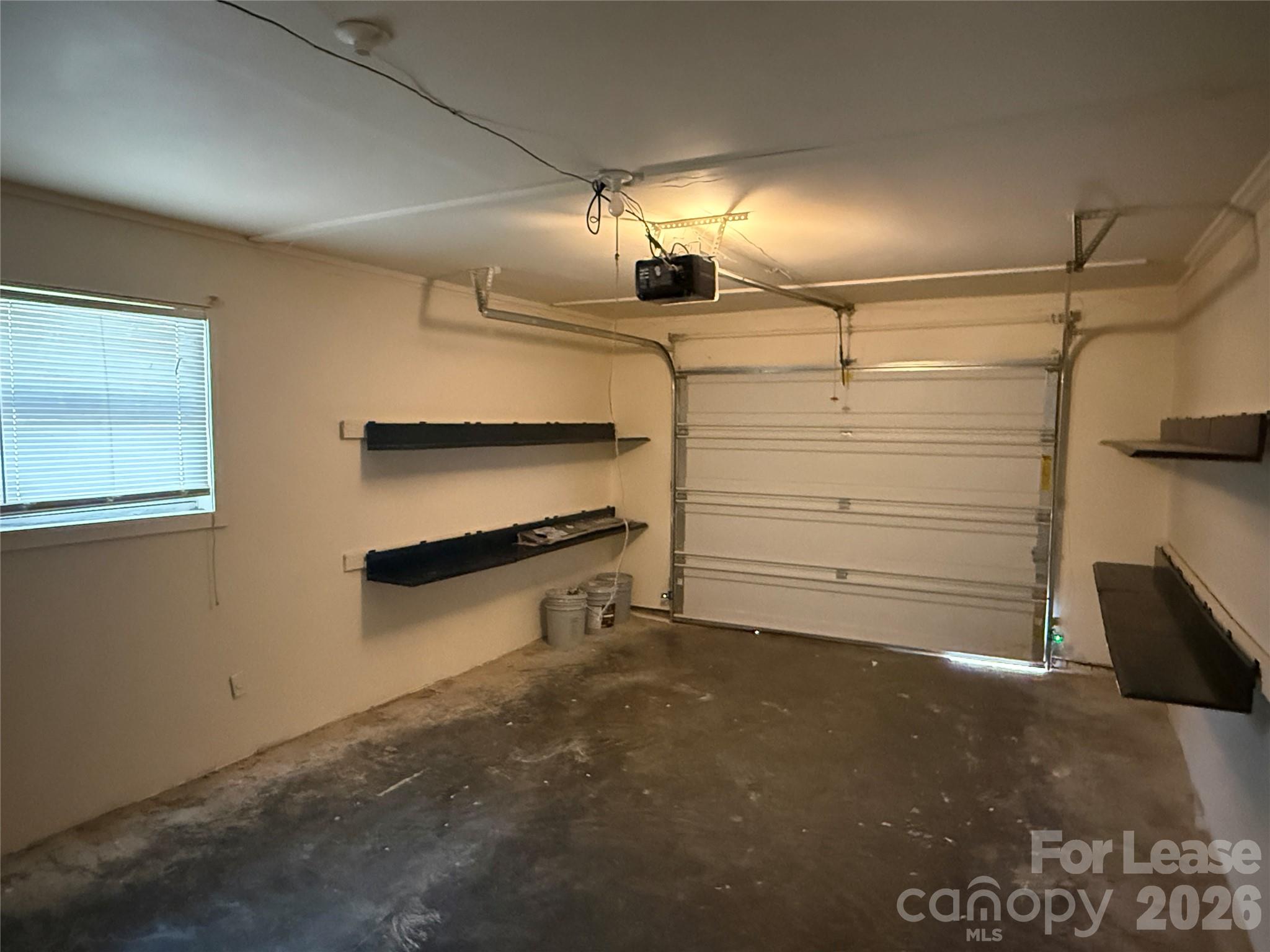 6341 Round Hill Road Property Photo 14