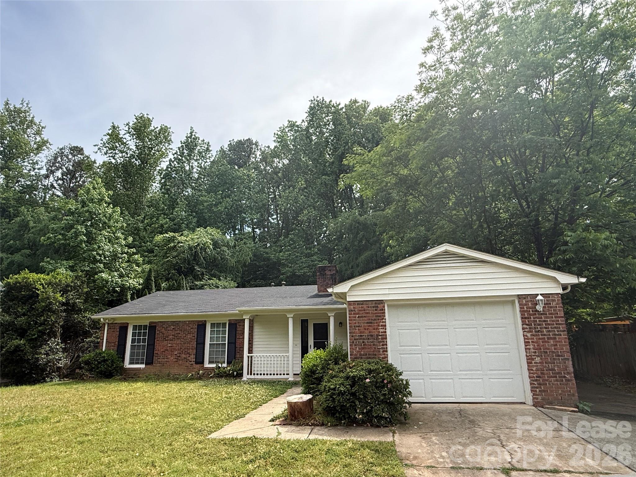 6341 Round Hill Road Property Photo 15