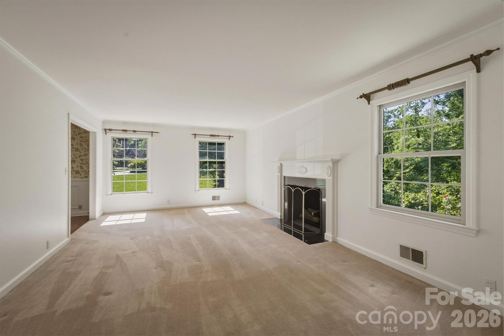 102 Woodland Drive Property Photo 4