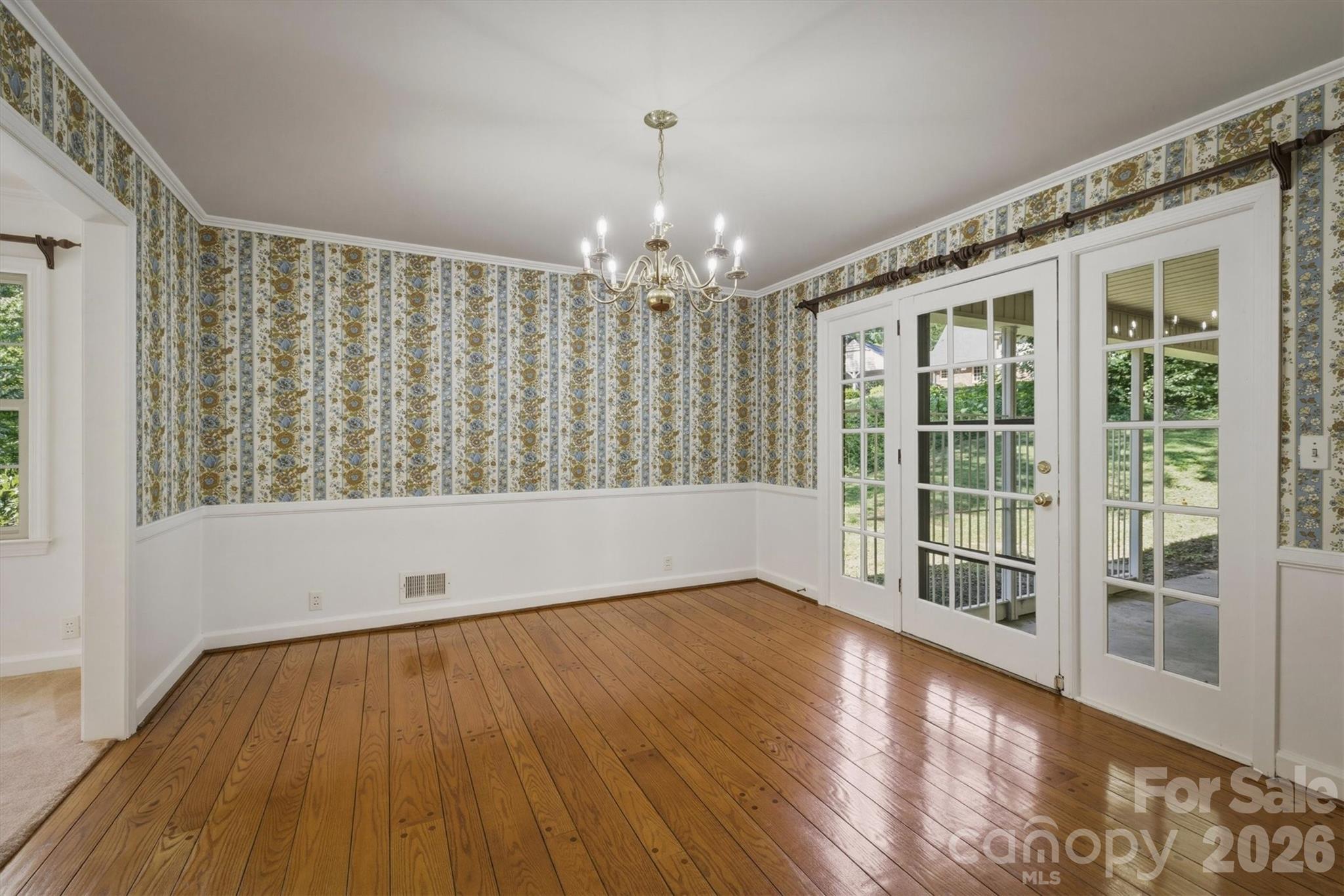102 Woodland Drive Property Photo 11