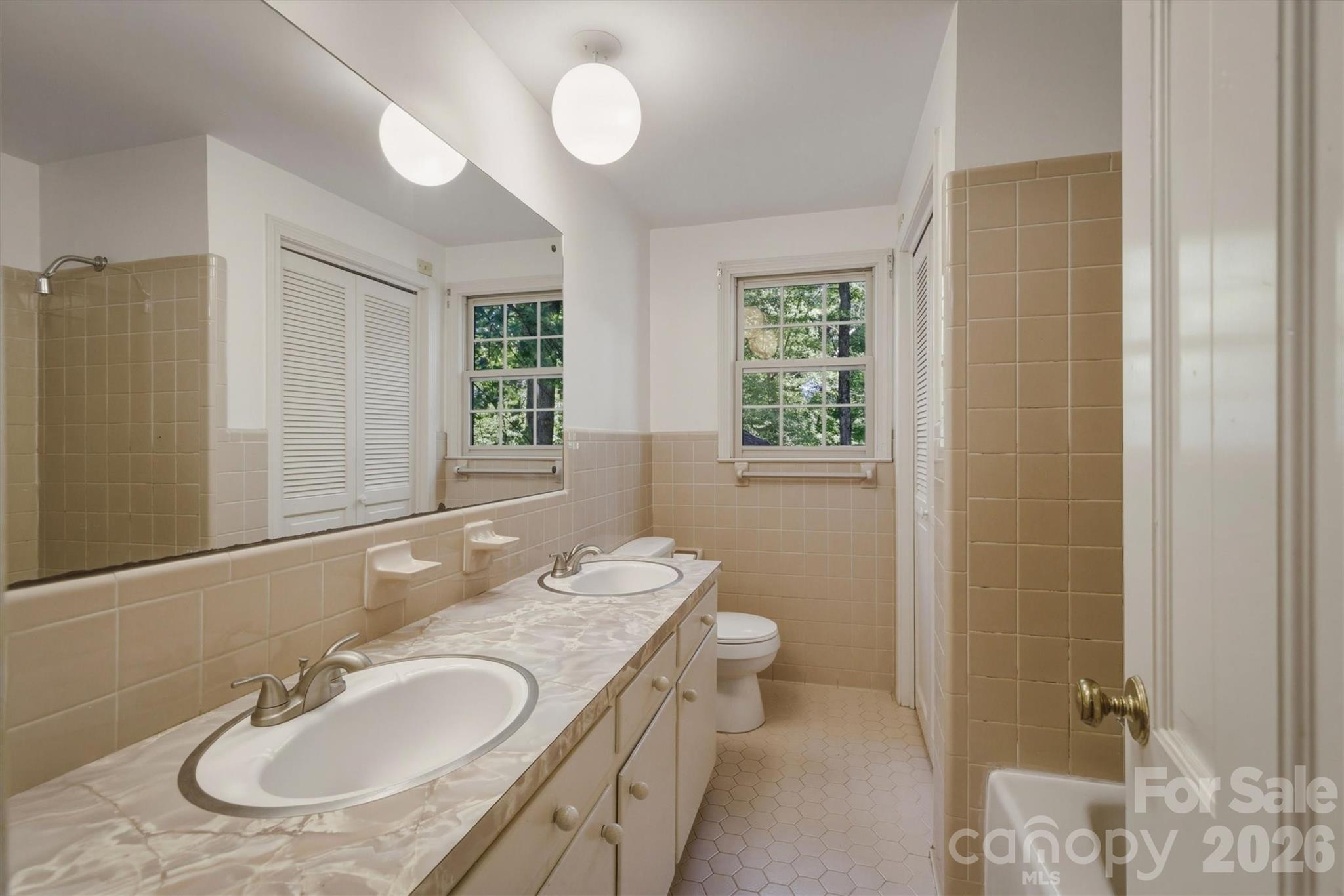102 Woodland Drive Property Photo 22
