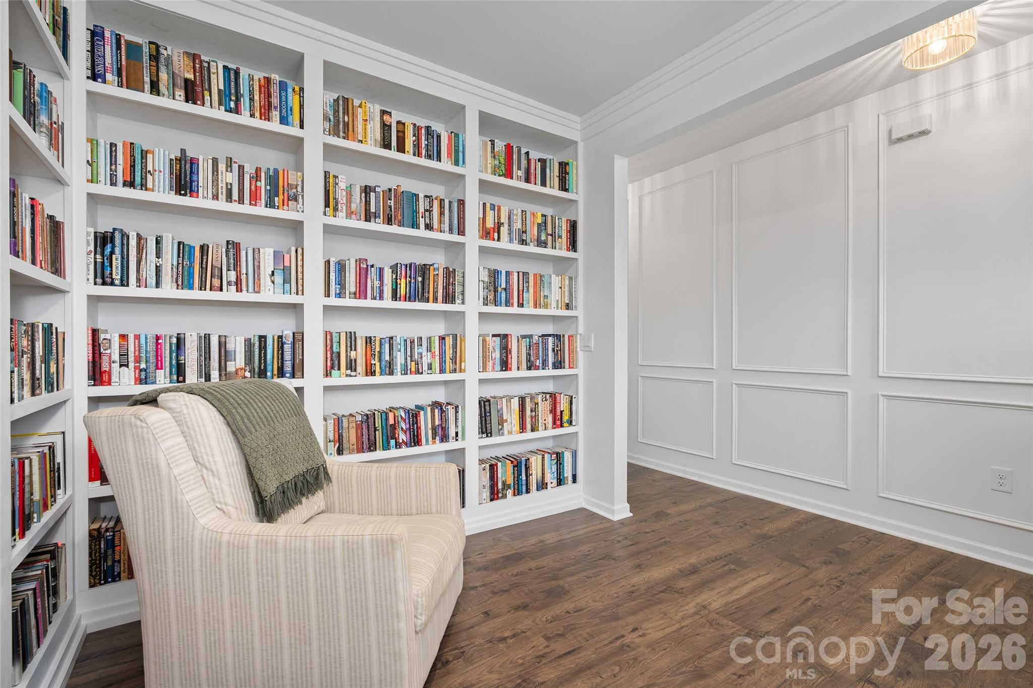 129 Valleywood Drive Property Photo 8