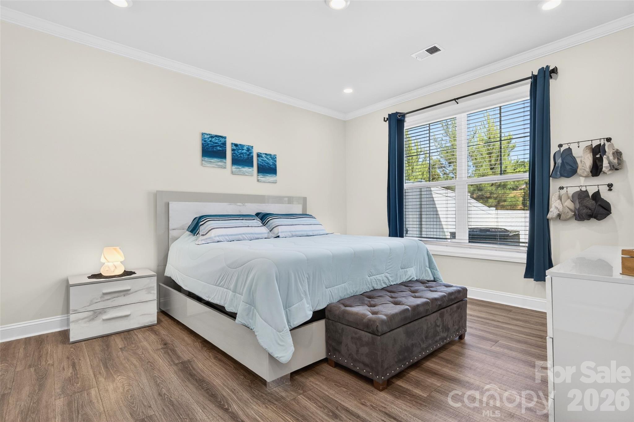 4192 Steel Way Property Photo 14