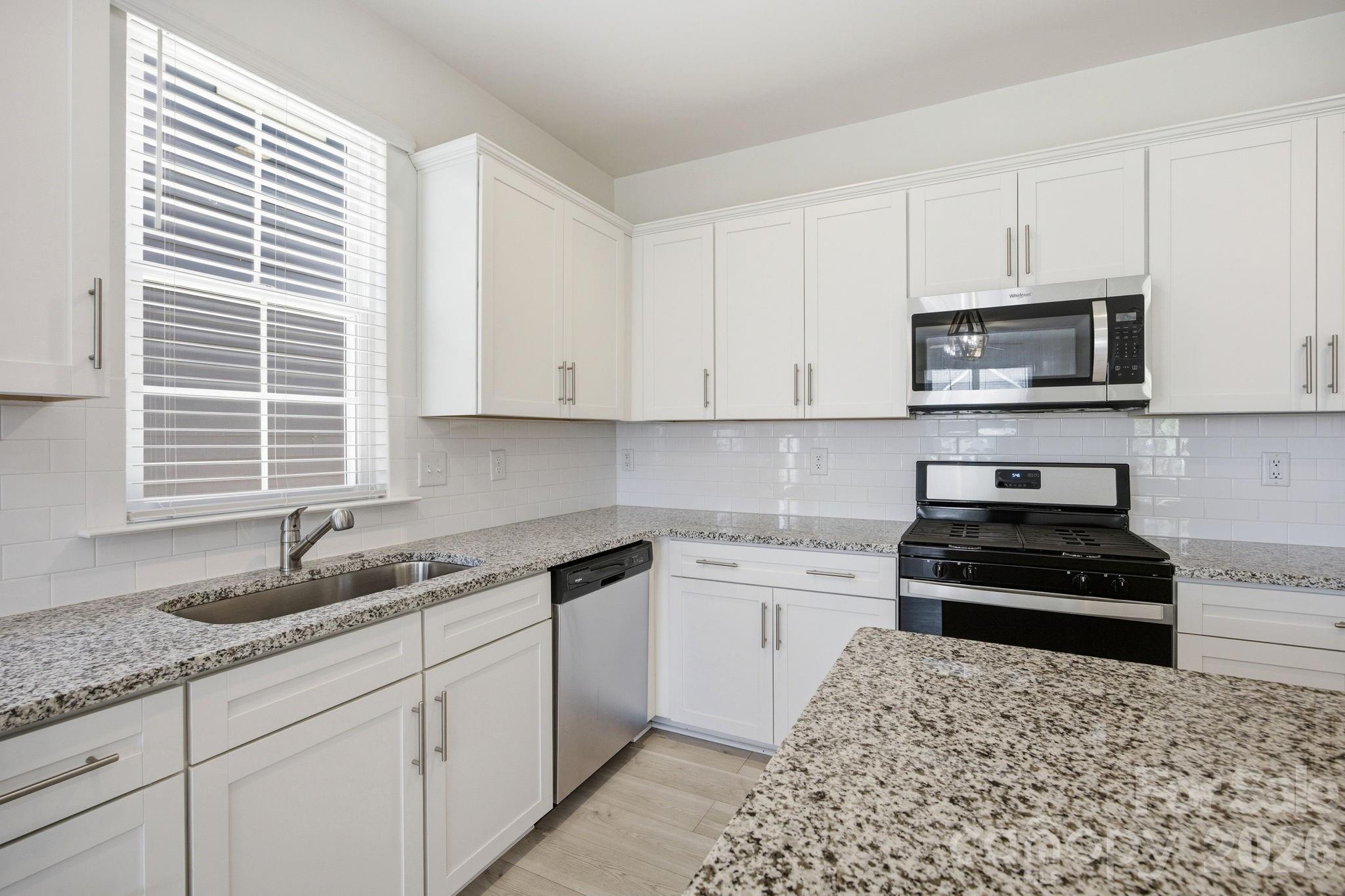 2015 Claybrook Lane Property Photo 15