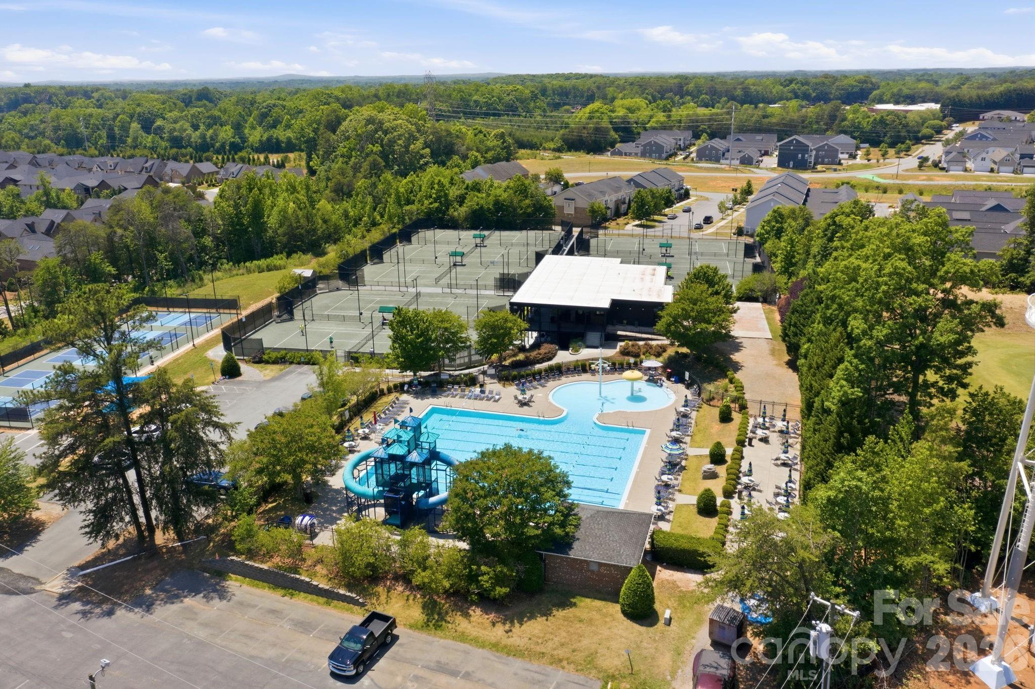 2015 Claybrook Lane Property Photo 45