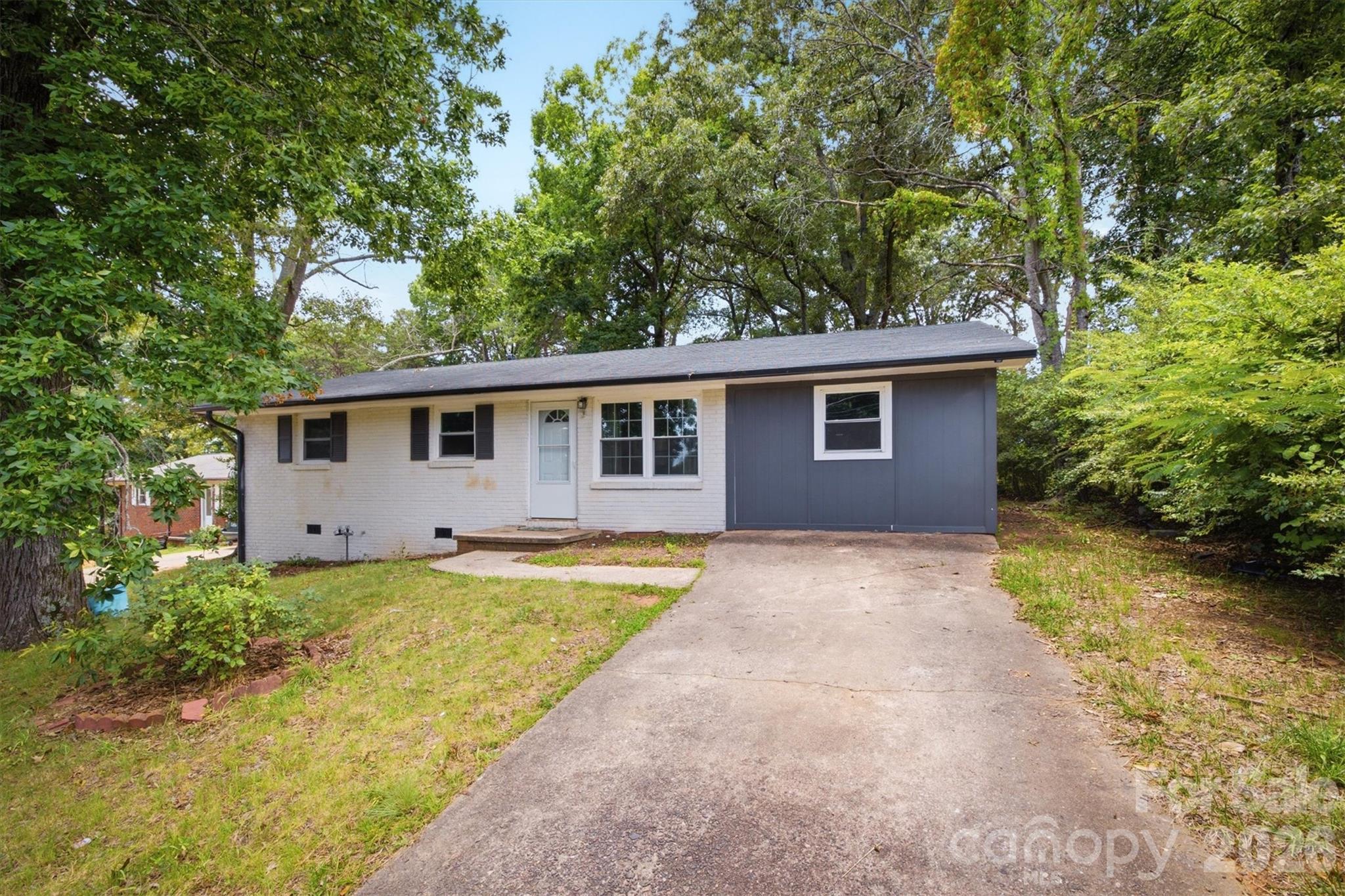 1450 3rd Street Property Photo 1