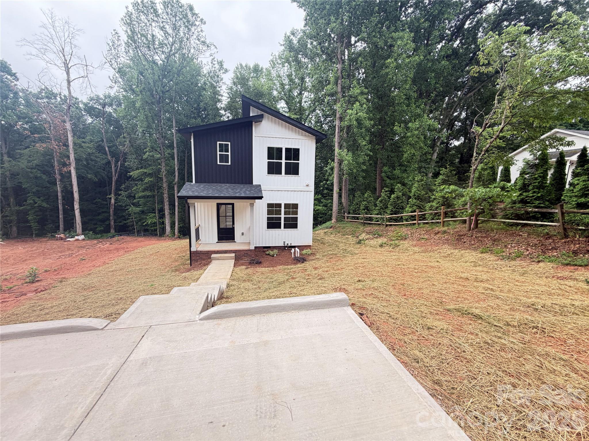 345 Rumple Street Property Photo 18