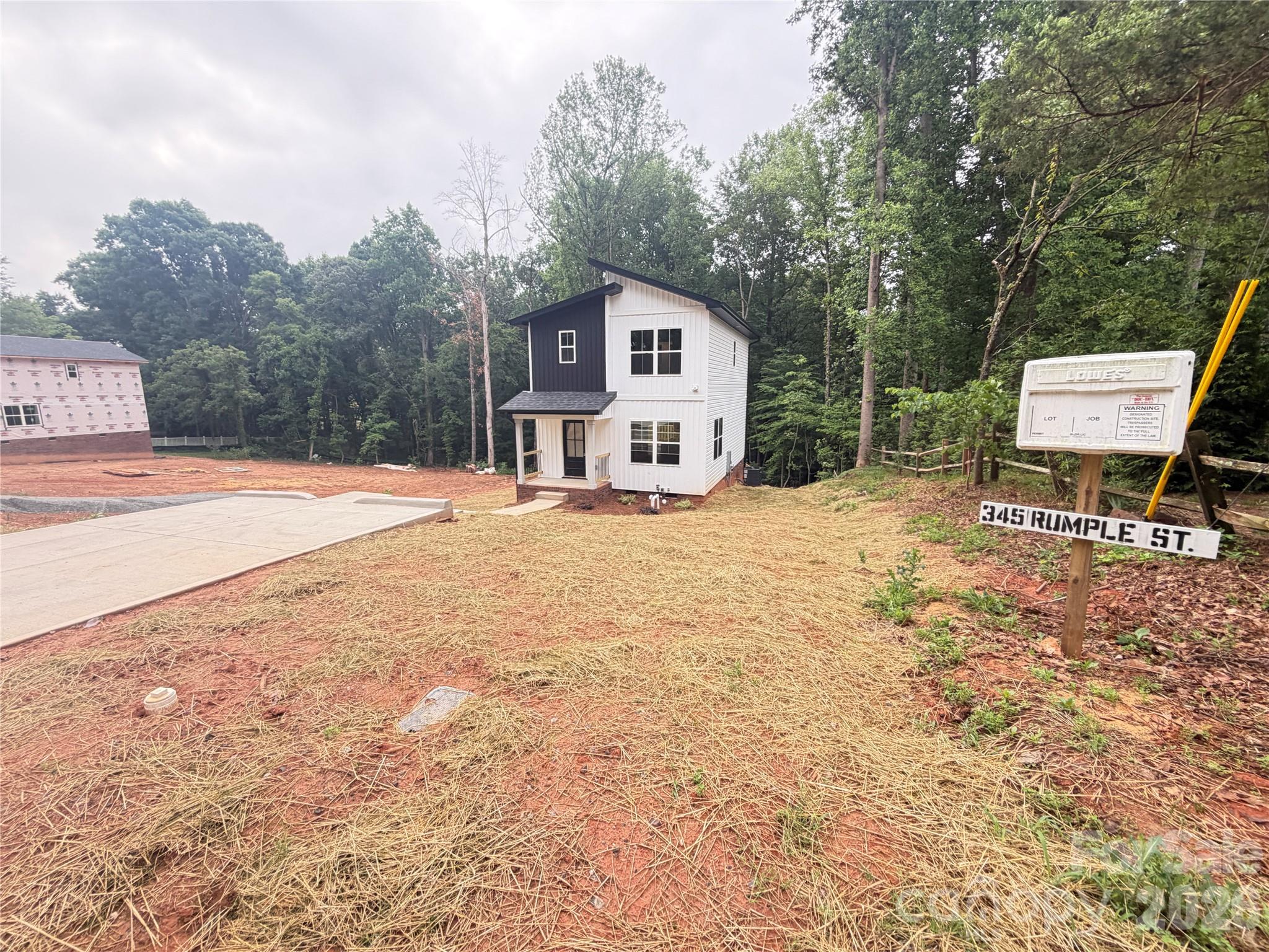 345 Rumple Street Property Photo 19