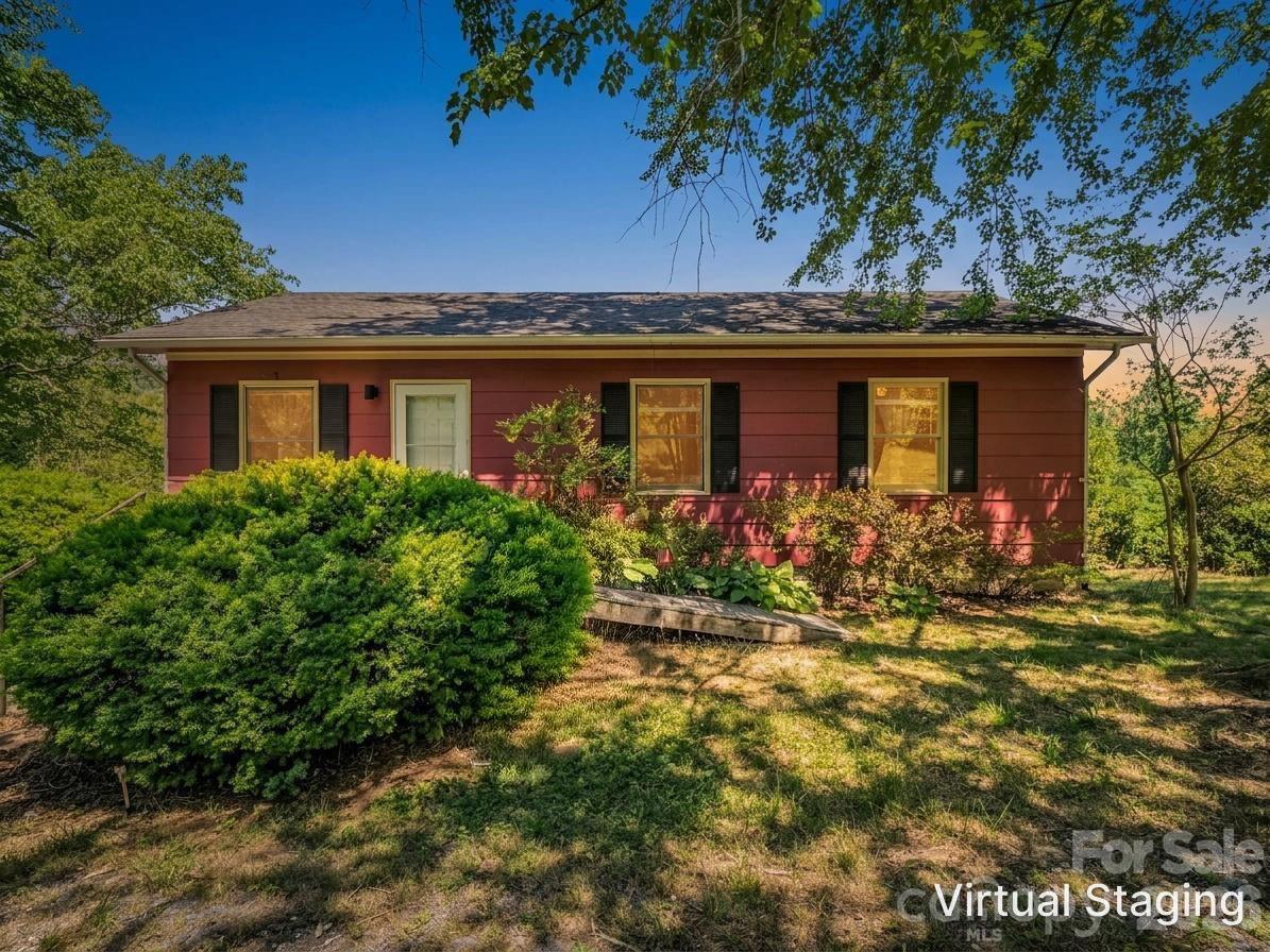 255 & 257 Crescent Street Property Photo 3