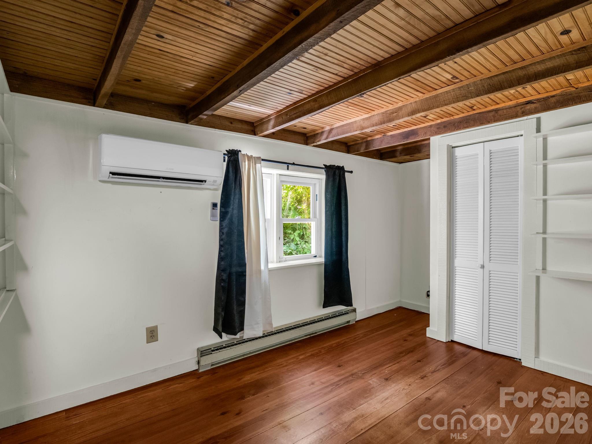 255 & 257 Crescent Street Property Photo 13