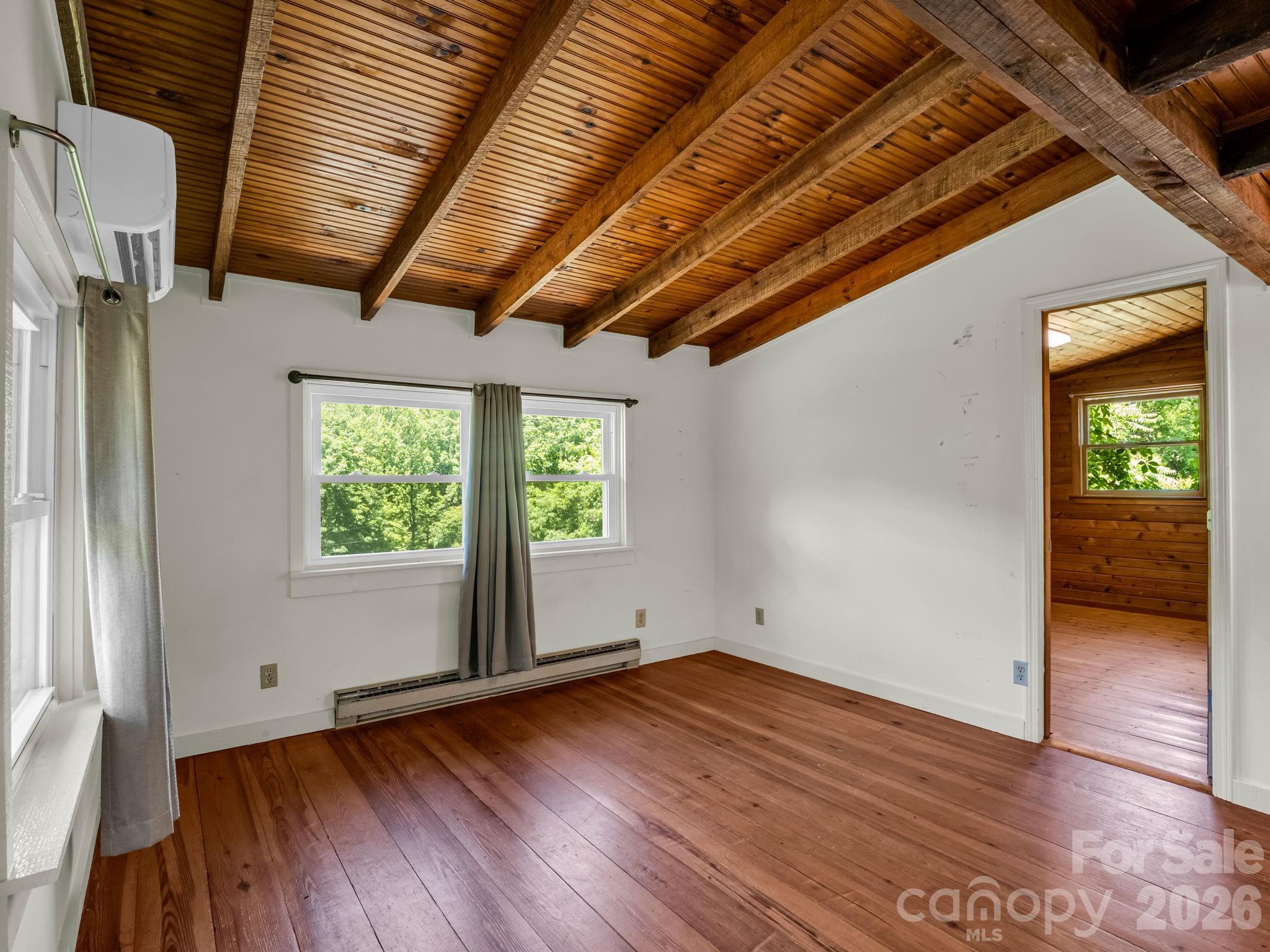 255 & 257 Crescent Street Property Photo 17