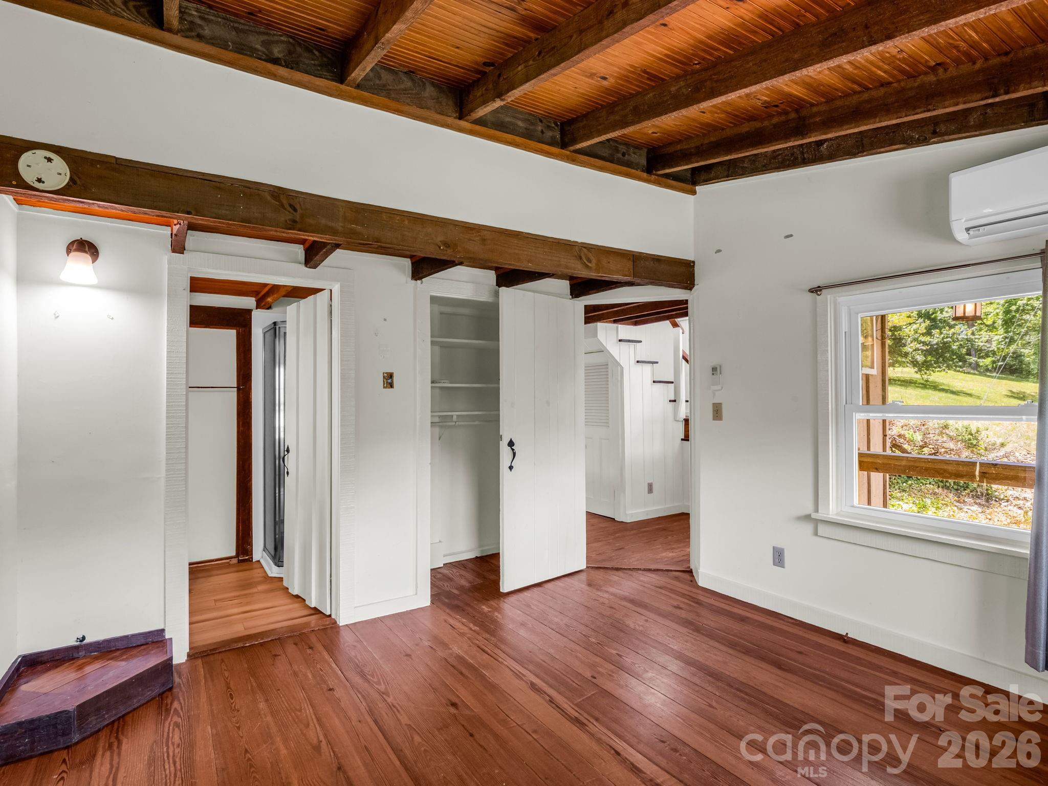 255 & 257 Crescent Street Property Photo 18