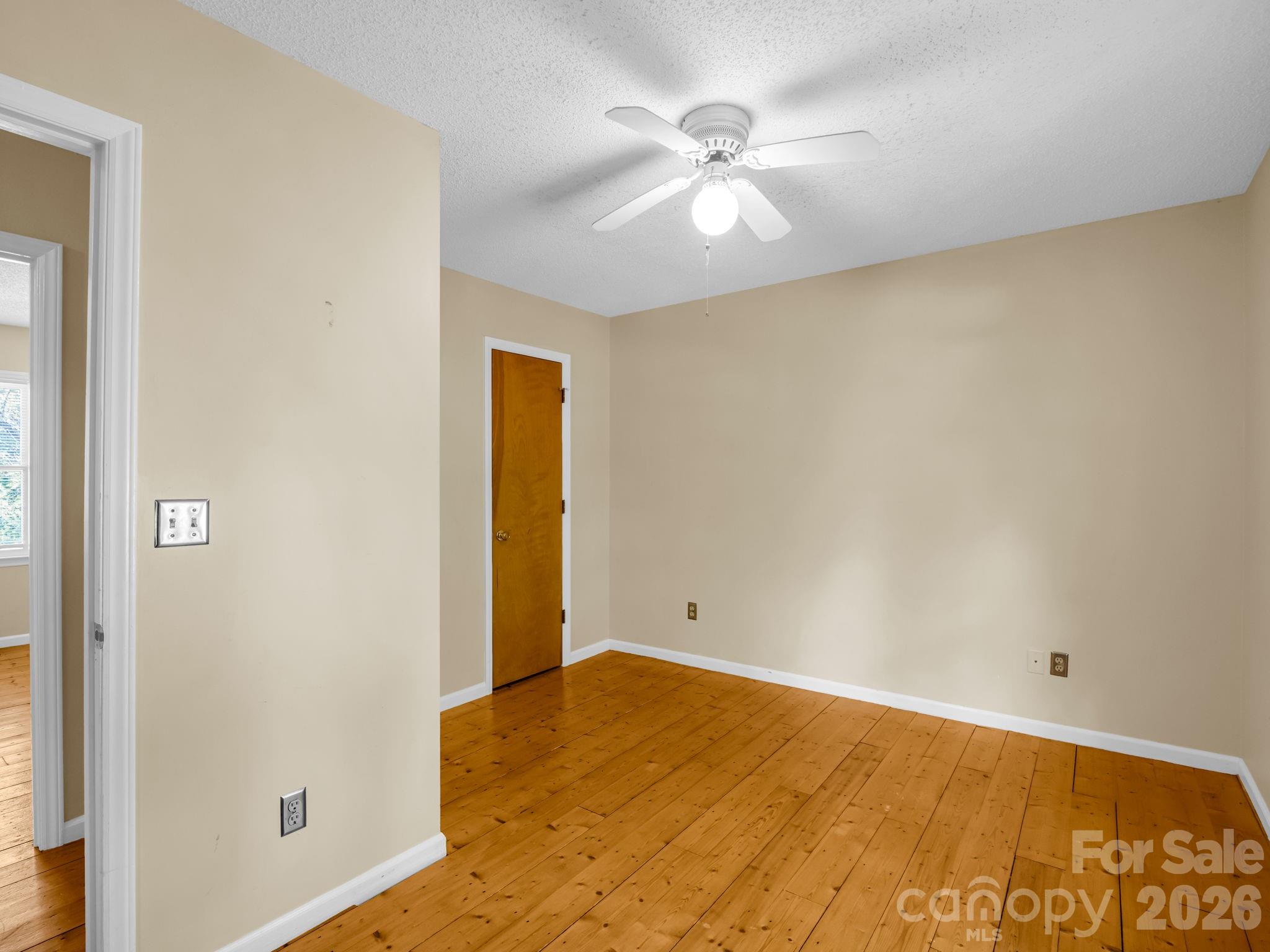 255 & 257 Crescent Street Property Photo 33