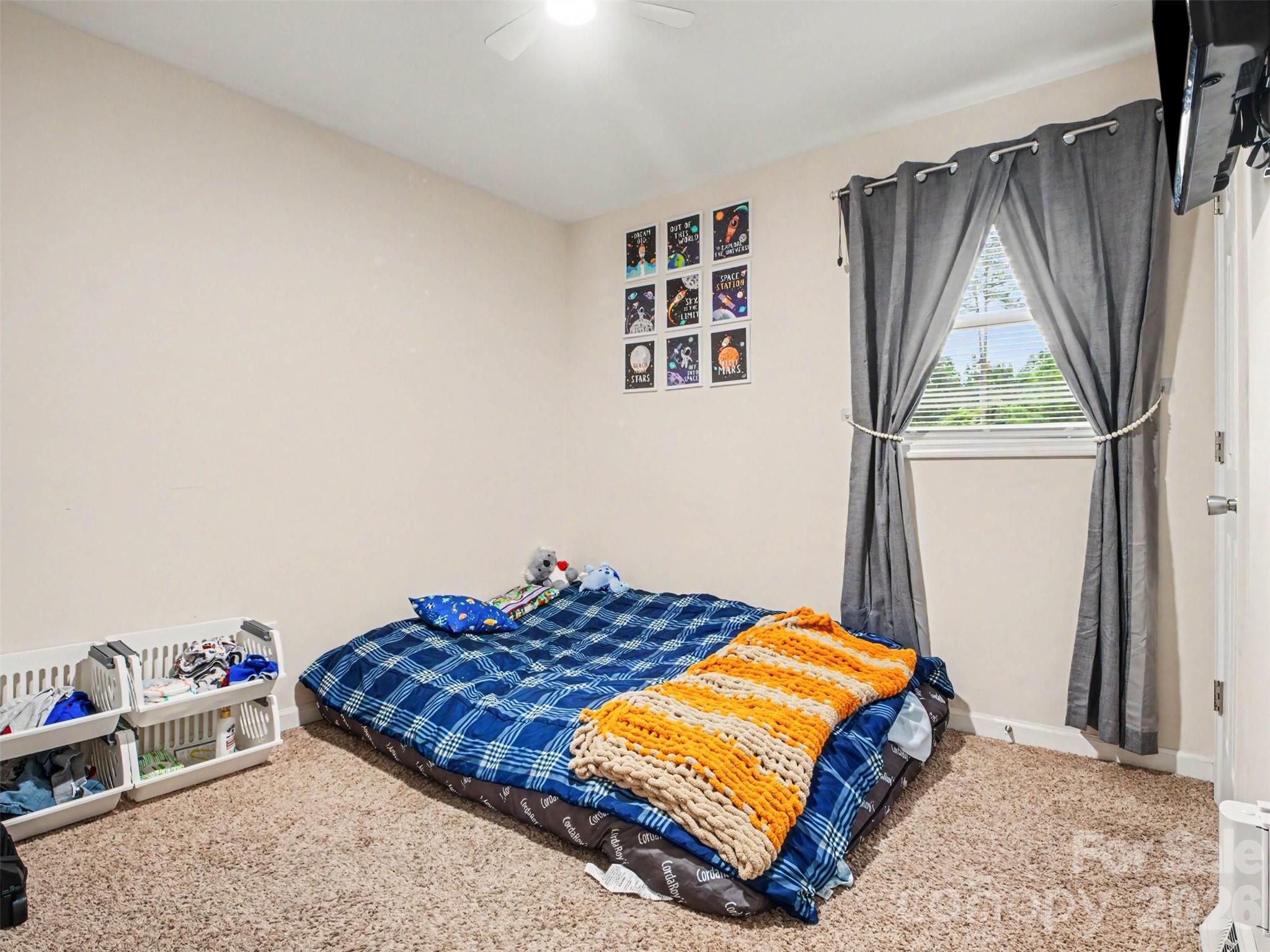 325 Amber Court Property Photo 14